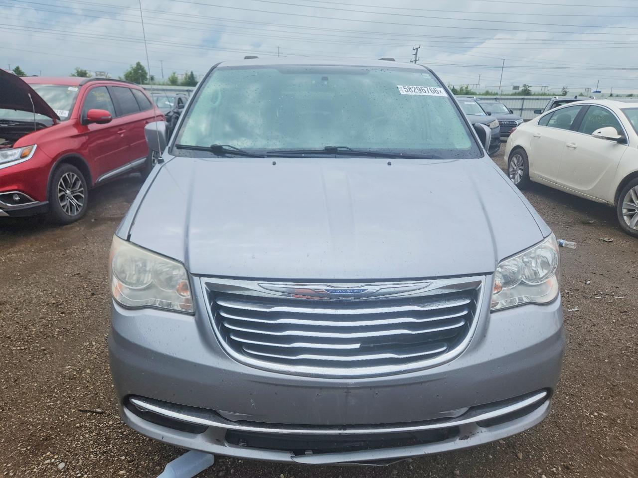 2015 Chrysler Town & Country Touring Silver vin: 2C4RC1BG7FR752811