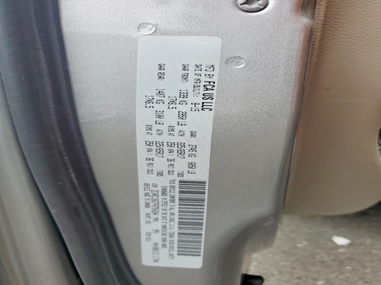 2015 Chrysler Town & Country Touring Silver vin: 2C4RC1BG7FR754204