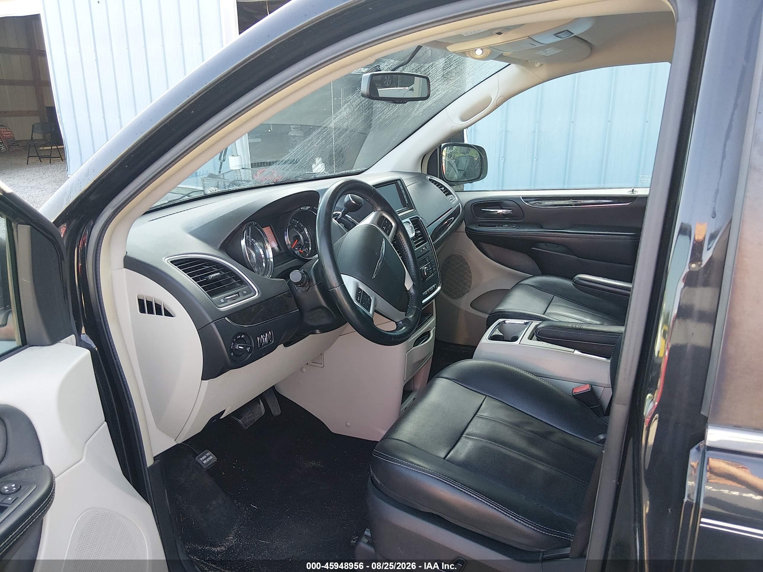 2016 Chrysler Town & Country Touring Black vin: 2C4RC1BG7GR158981