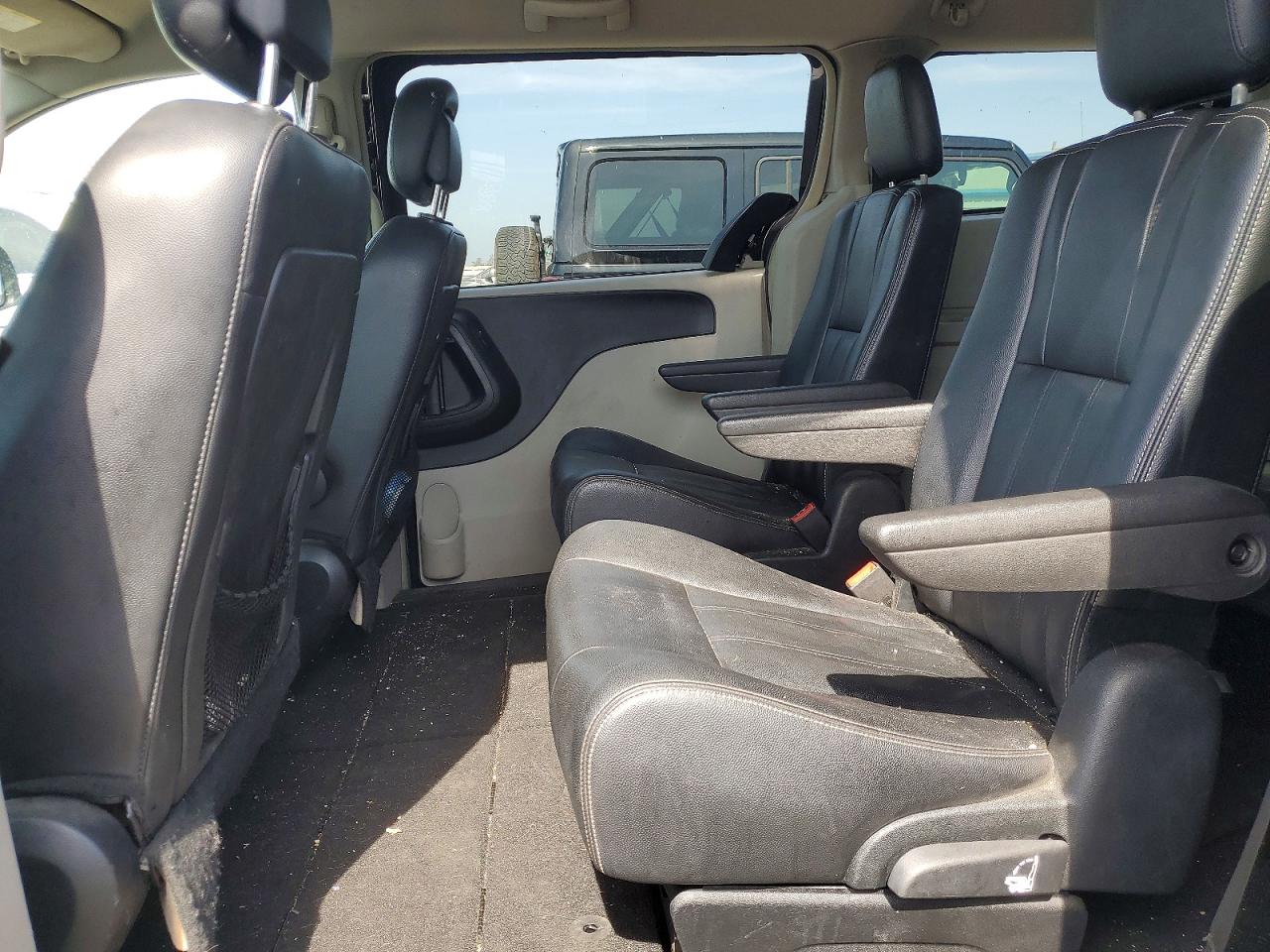 2016 Chrysler Town & Country Touring Black vin: 2C4RC1BG7GR290901