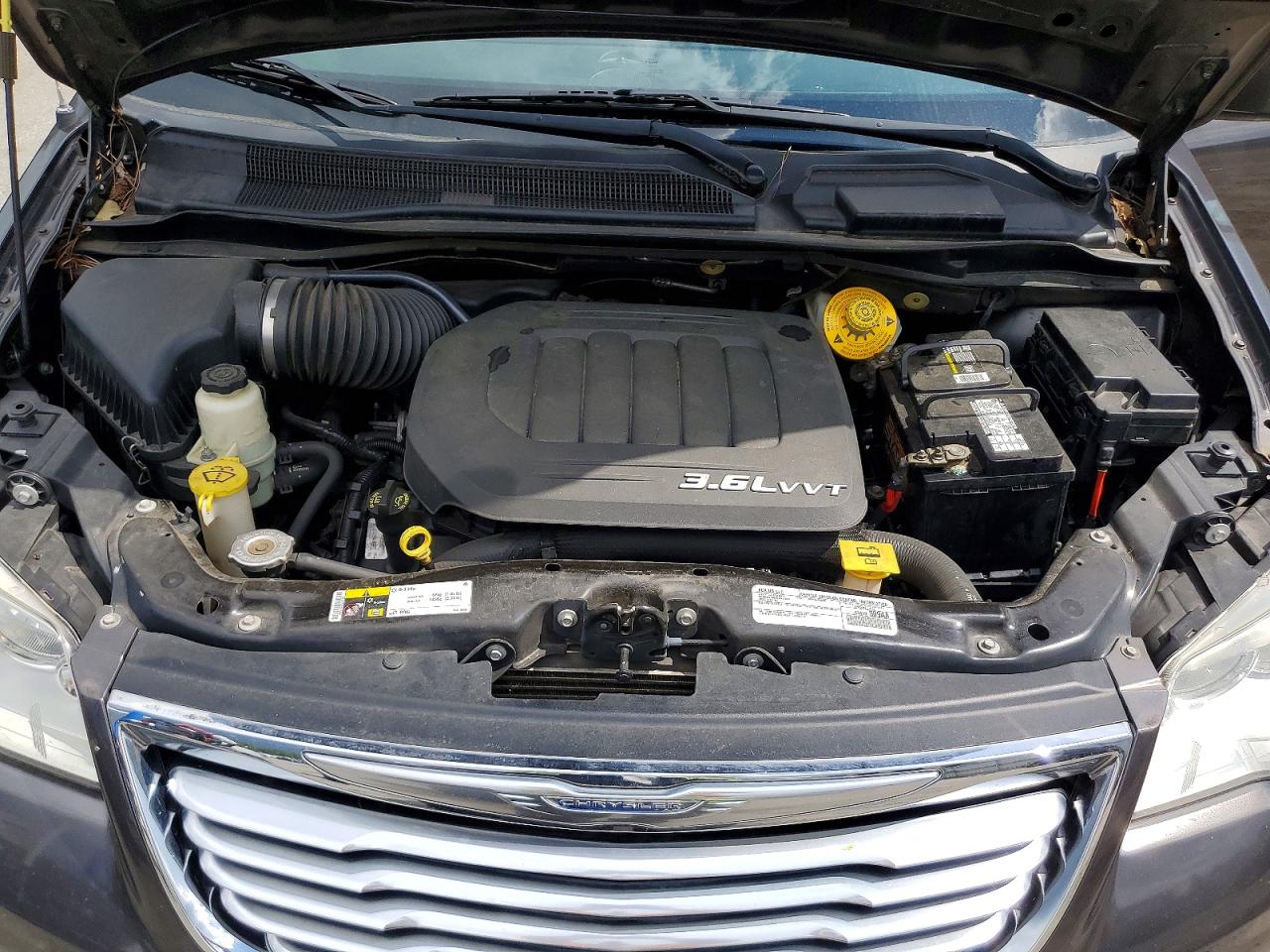 2016 Chrysler Town & Country Touring Gray vin: 2C4RC1BG7GR295077