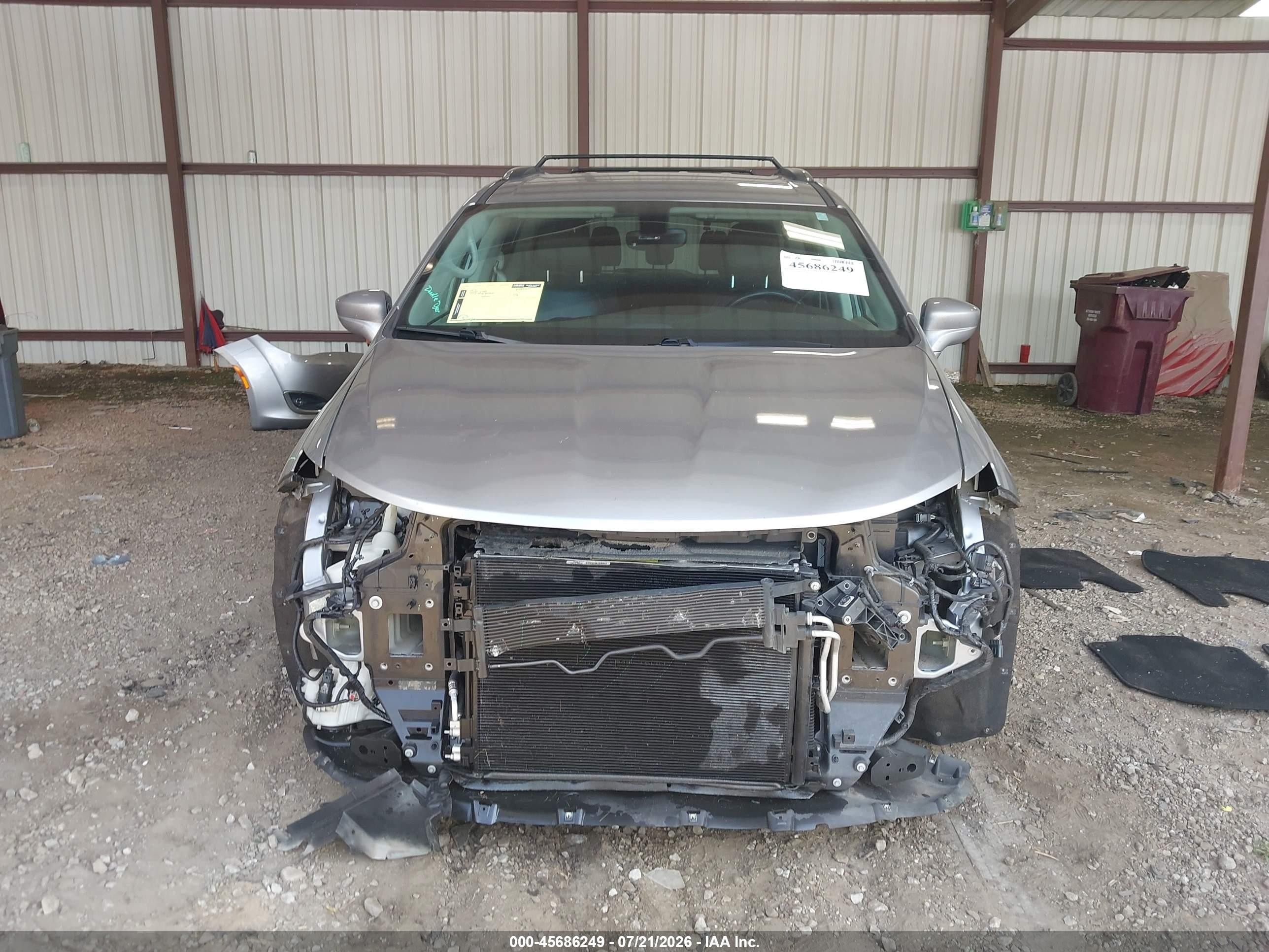 2019 Chrysler Pacifica Touring L Серебряный vin: 2C4RC1BG7KR547970