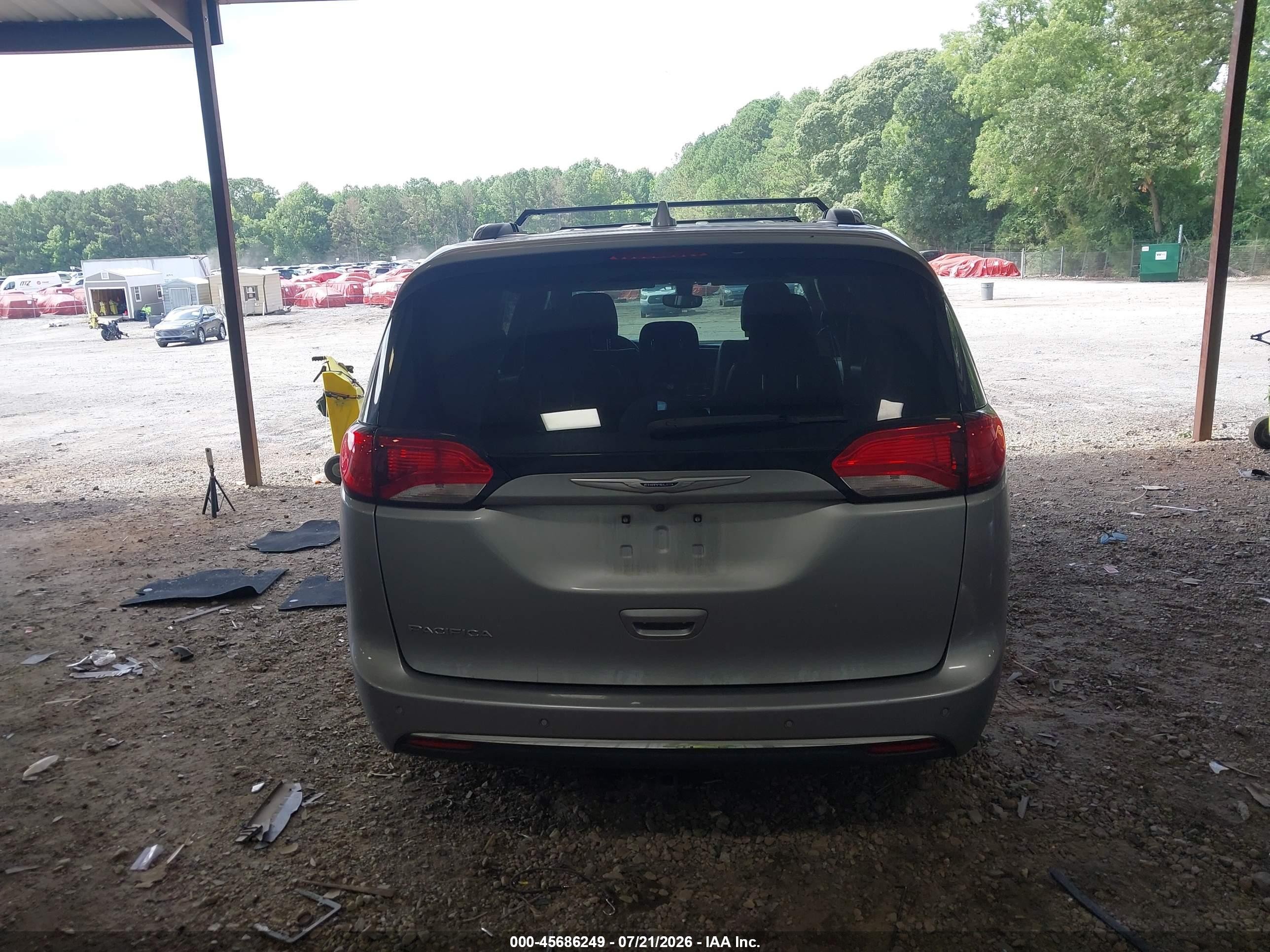 2019 Chrysler Pacifica Touring L Серебряный vin: 2C4RC1BG7KR547970