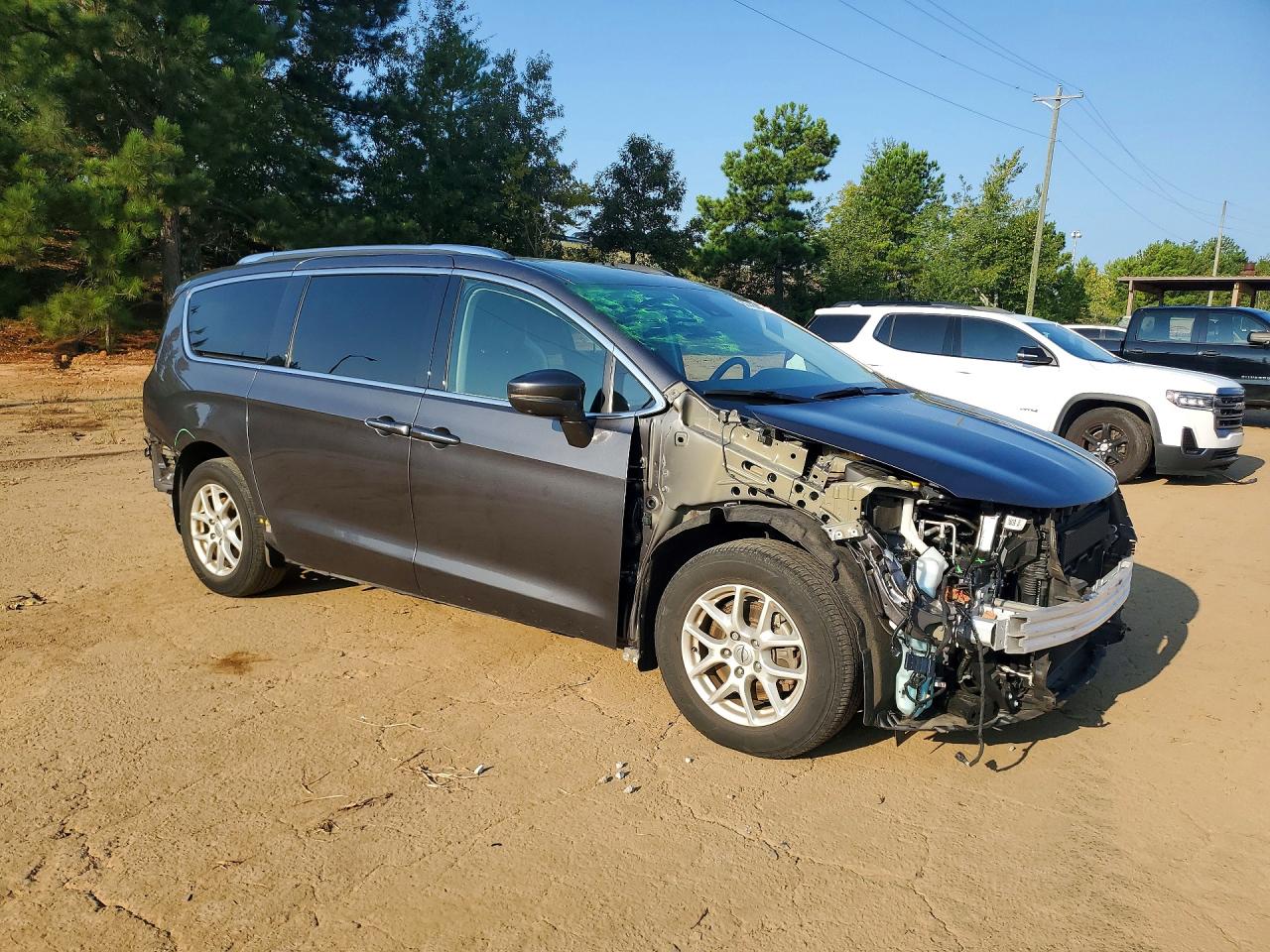 2021 Chrysler Pacifica Touring L Gray vin: 2C4RC1BG7MR608074