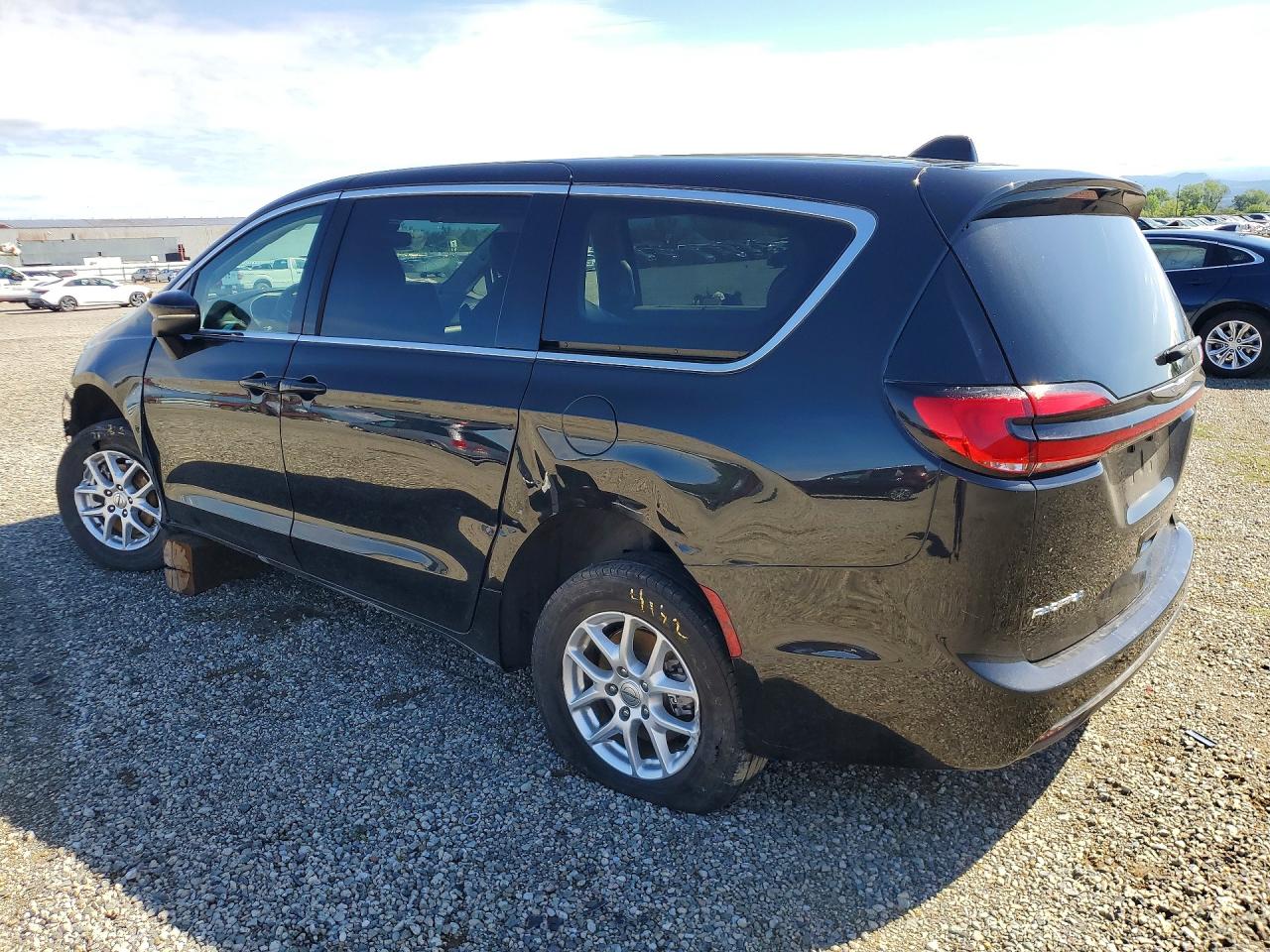 2023 Chrysler Pacifica Touring L Black vin: 2C4RC1BG7PR553355