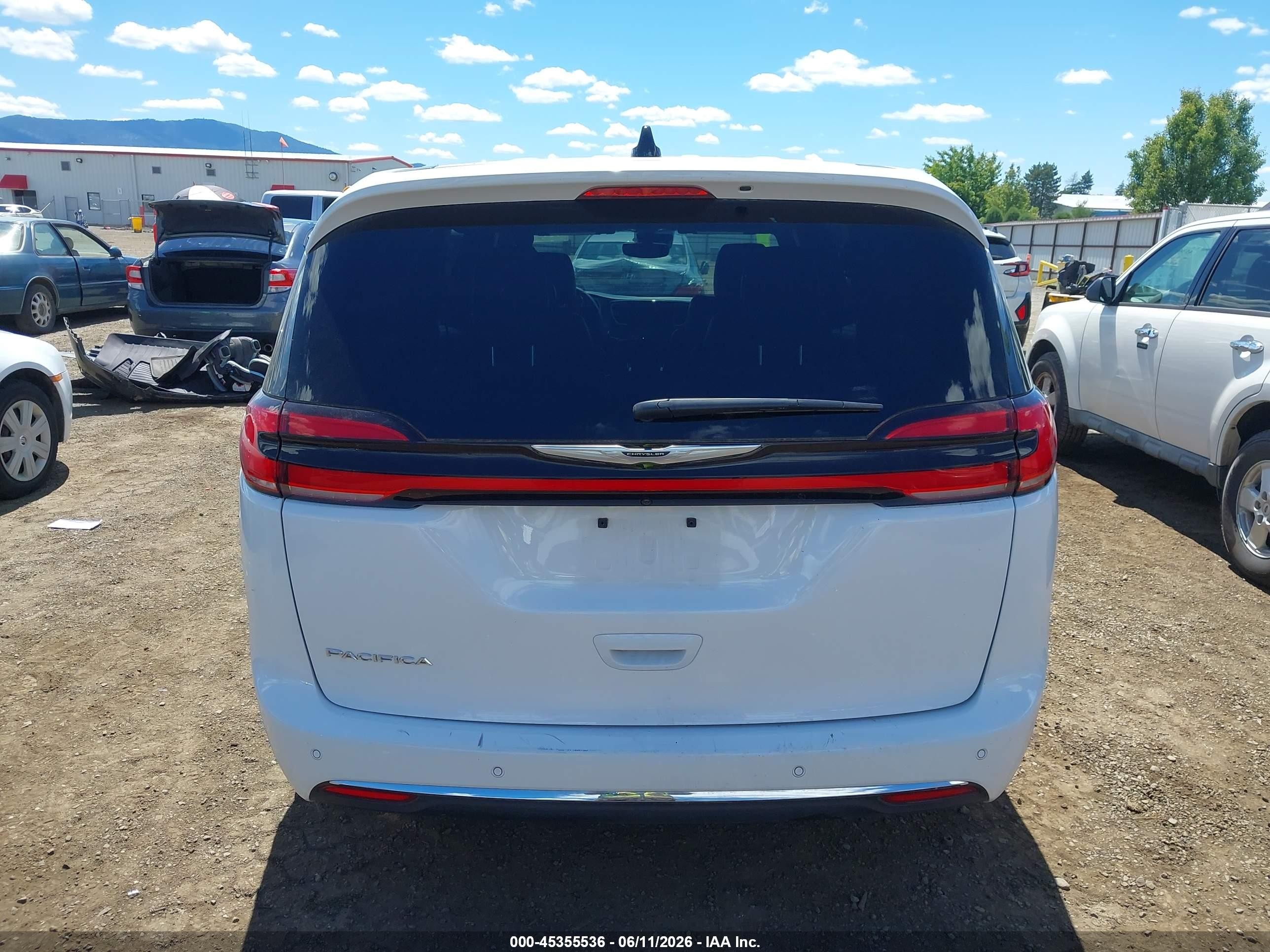 2025 Chrysler Pacifica Select White vin: 2C4RC1BG7SR509588
