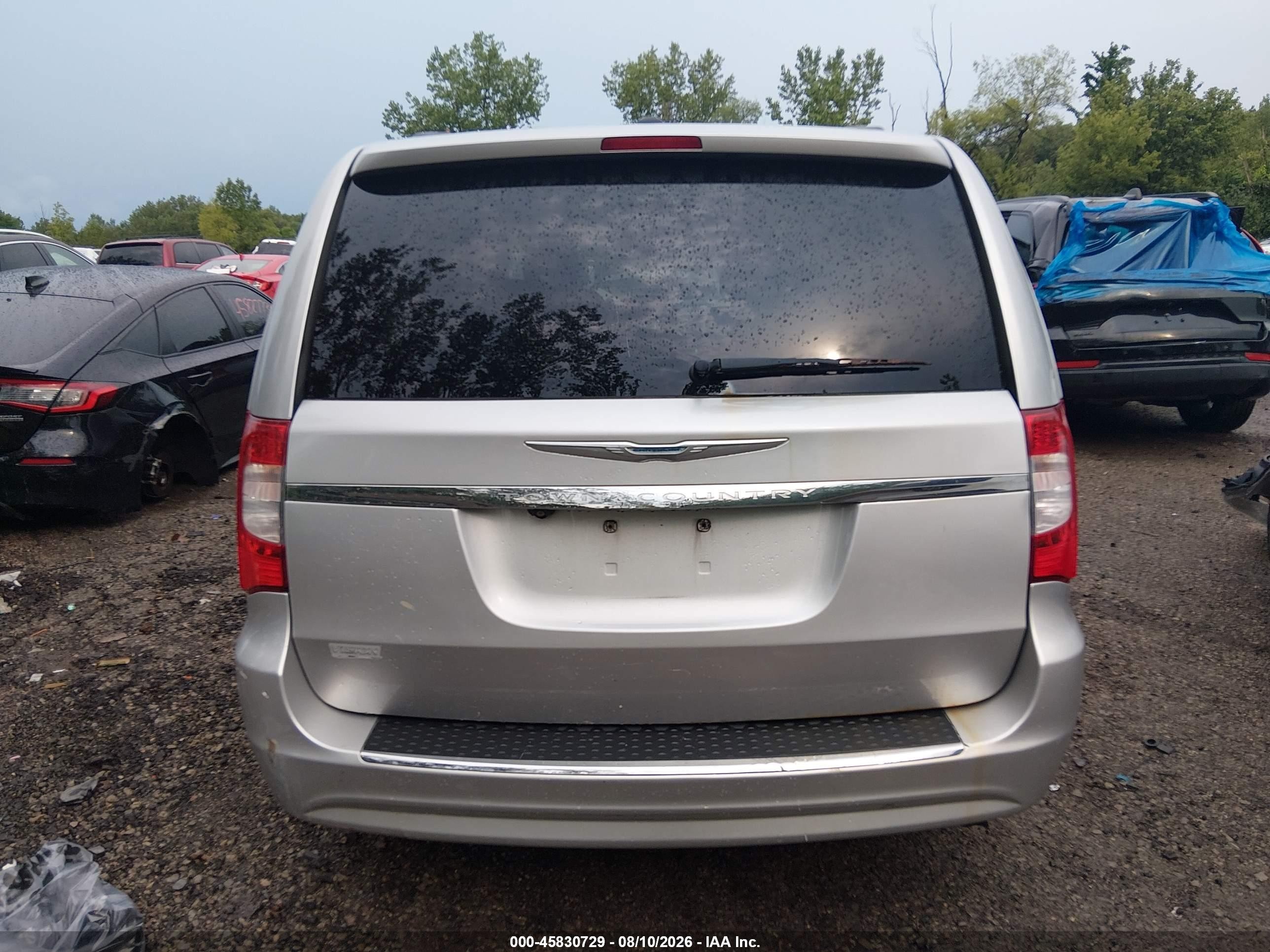 2012 Chrysler Town & Country Touring Silver vin: 2C4RC1BG8CR163021