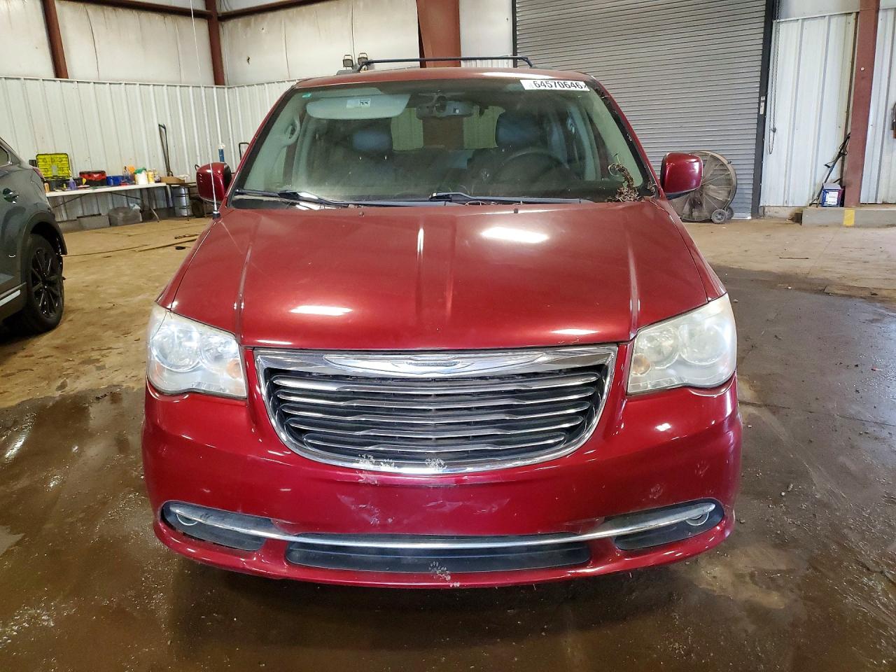2012 Chrysler Town & Country Touring Burgundy vin: 2C4RC1BG8CR240051