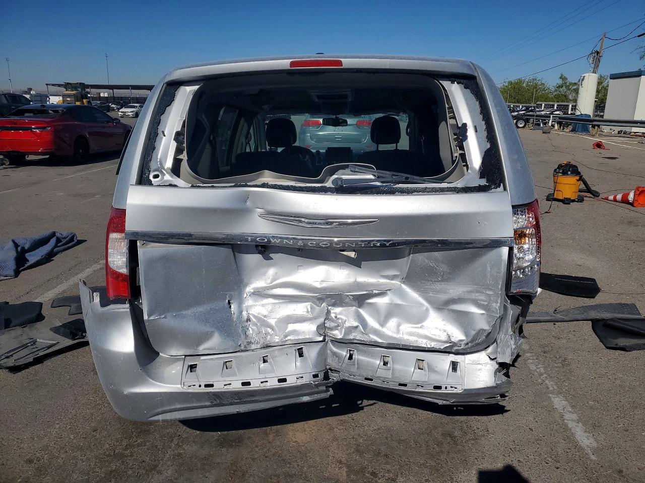 2012 Chrysler Town & Country Touring Silver vin: 2C4RC1BG8CR353269