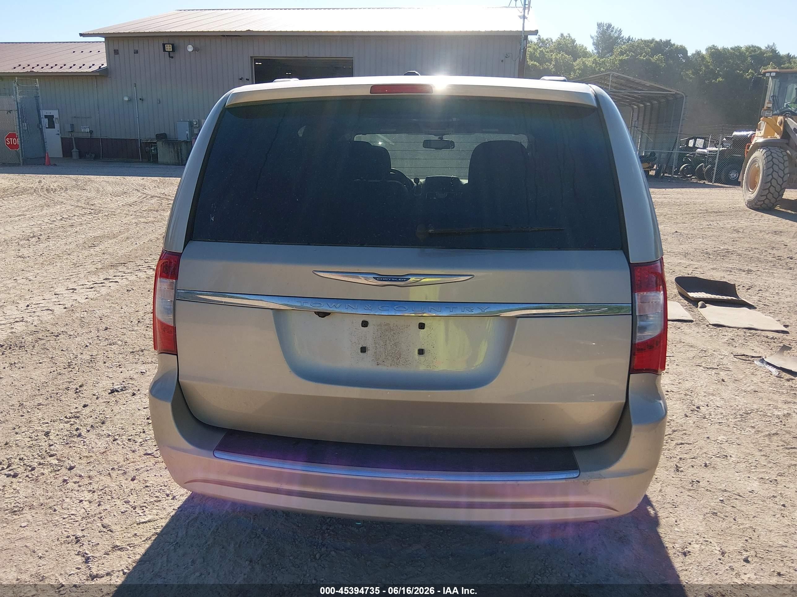 2013 Chrysler Town & Country Touring Золотой vin: 2C4RC1BG8DR510851