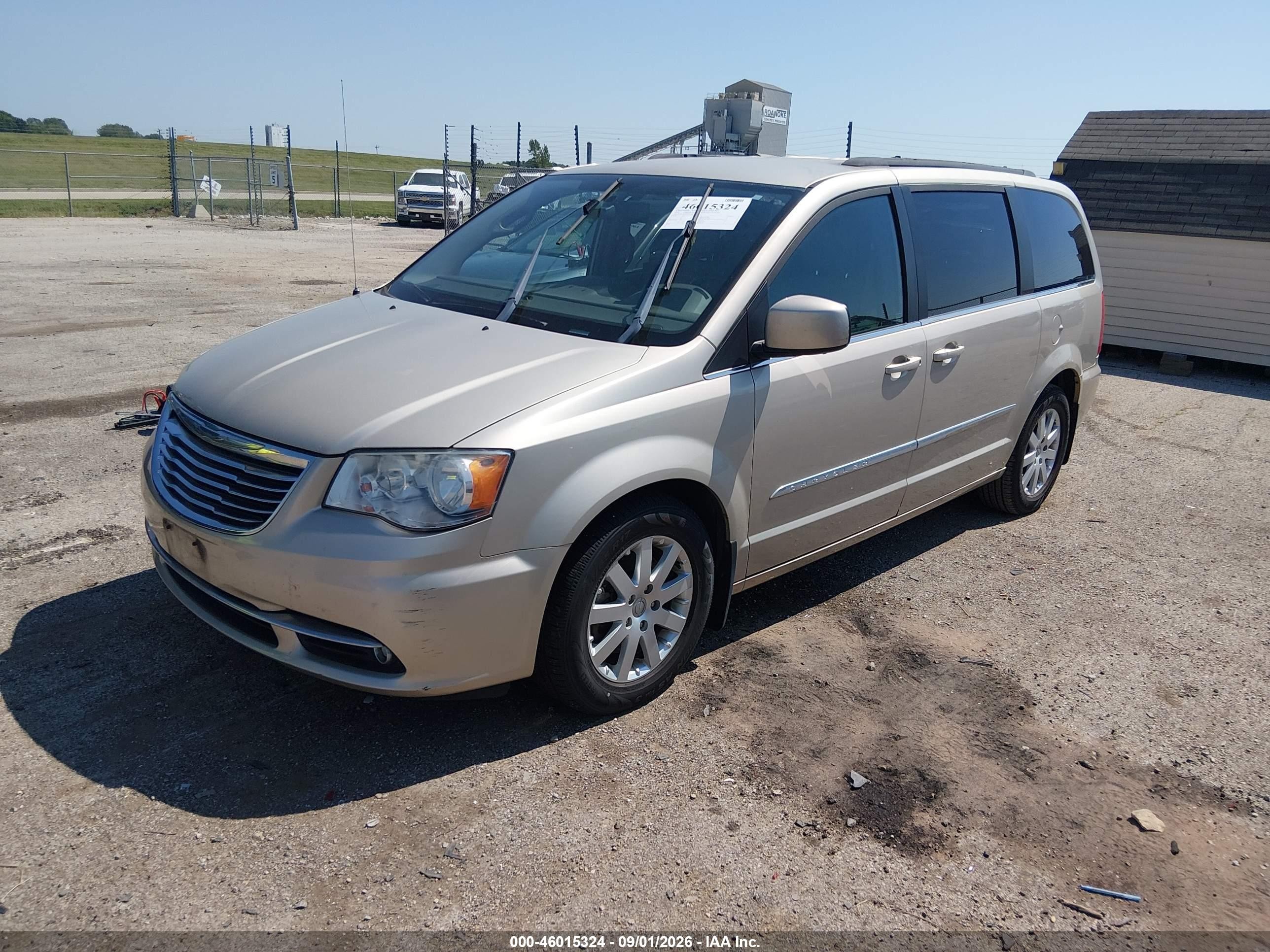 2013 Chrysler Town & Country Touring Бежевый vin: 2C4RC1BG8DR573528