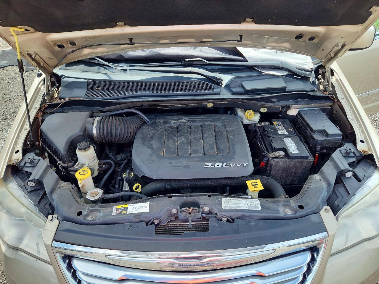 2013 Chrysler Town & Country Touring Tan vin: 2C4RC1BG8DR620265