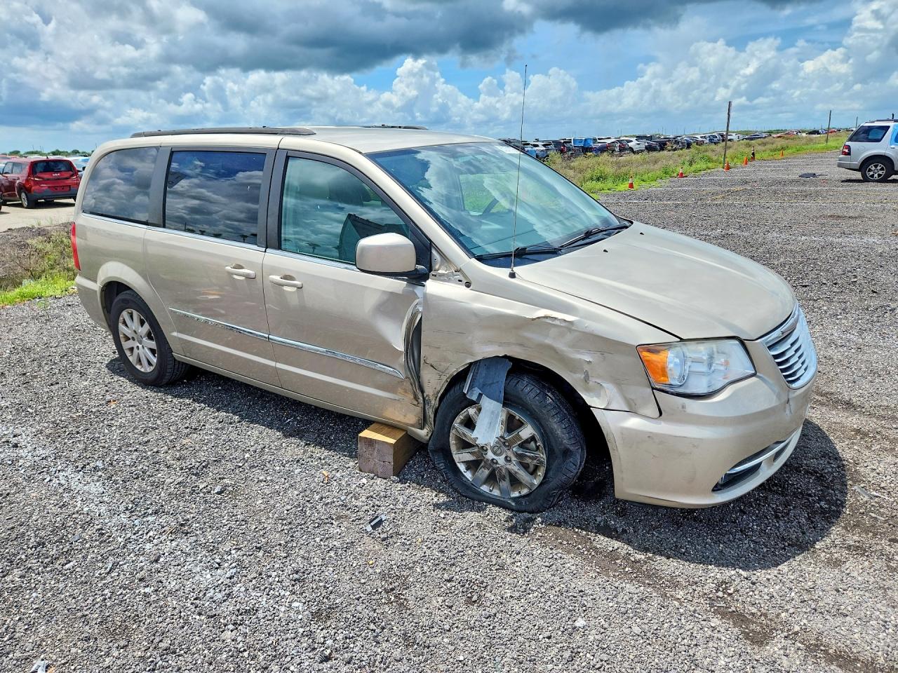 2013 Chrysler Town & Country Touring Tan vin: 2C4RC1BG8DR620265