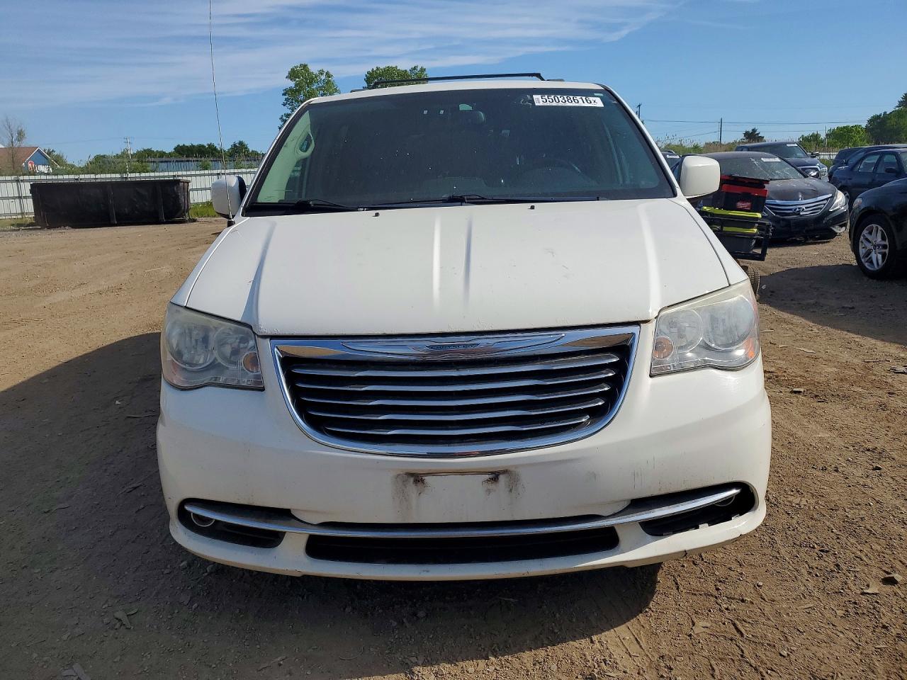 2013 Chrysler Town & Country Touring White vin: 2C4RC1BG8DR638135
