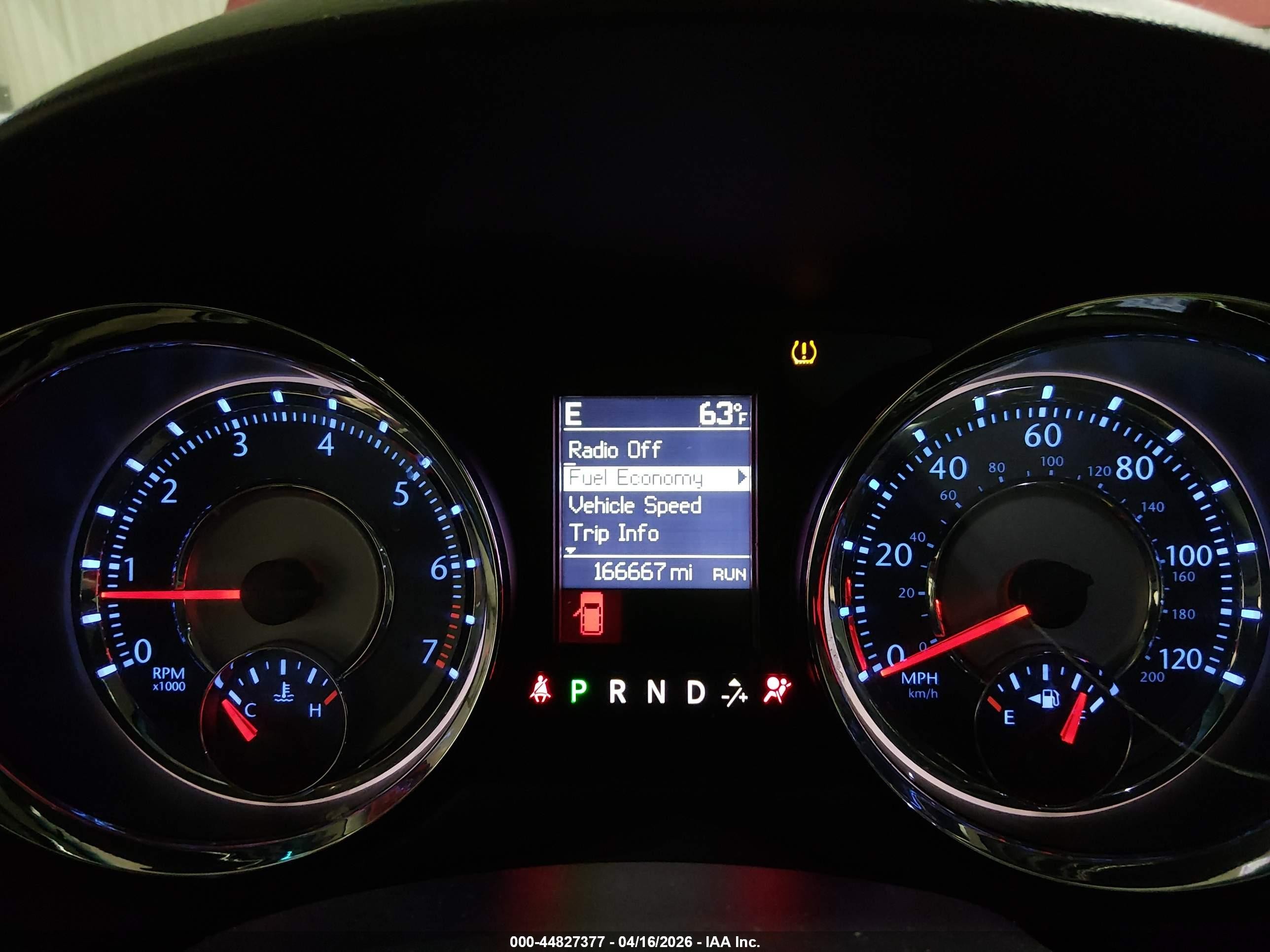 2013 Chrysler Town & Country Touring Red vin: 2C4RC1BG8DR677758