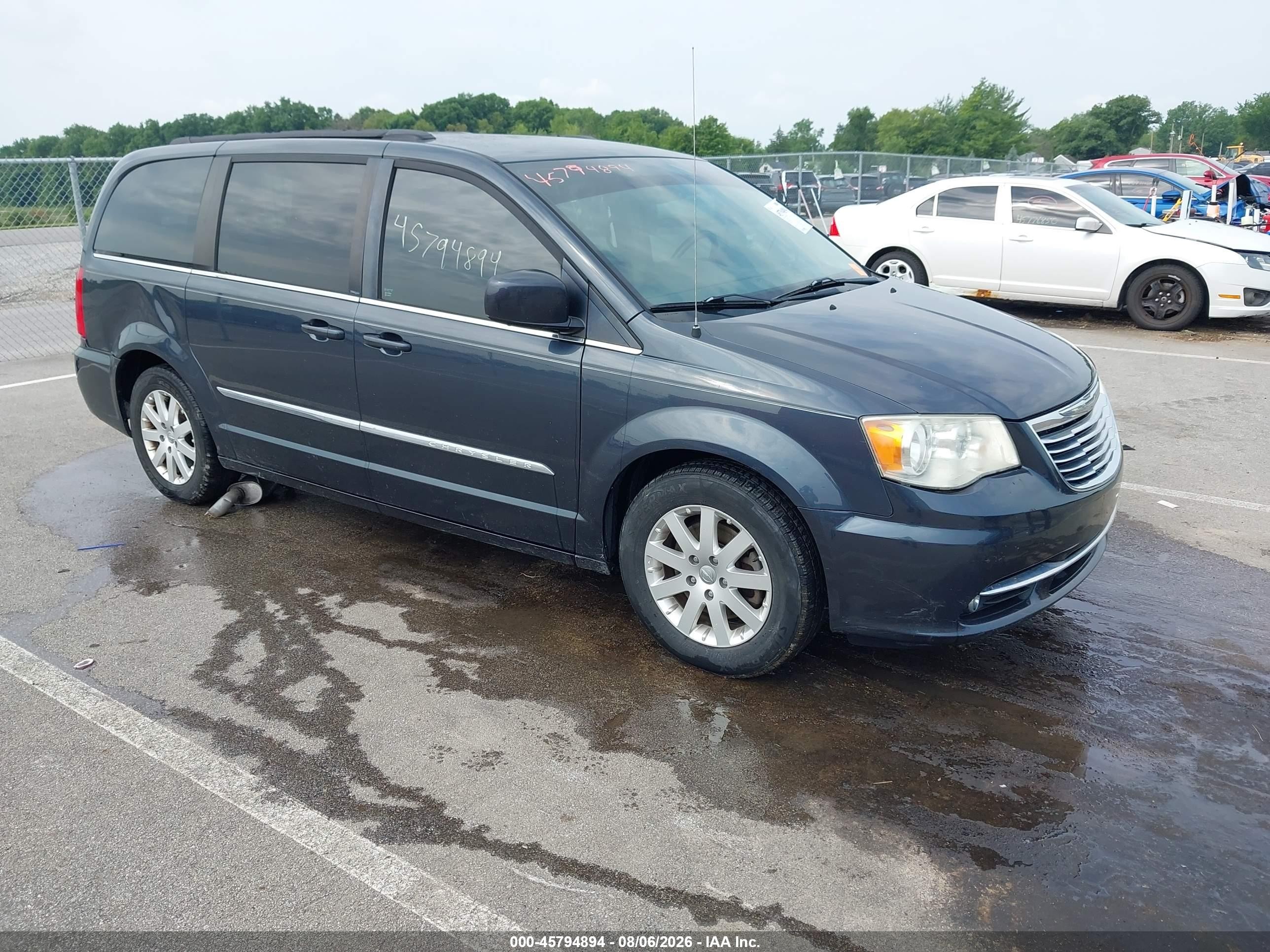 2013 Chrysler Town & Country Touring Blue vin: 2C4RC1BG8DR689182