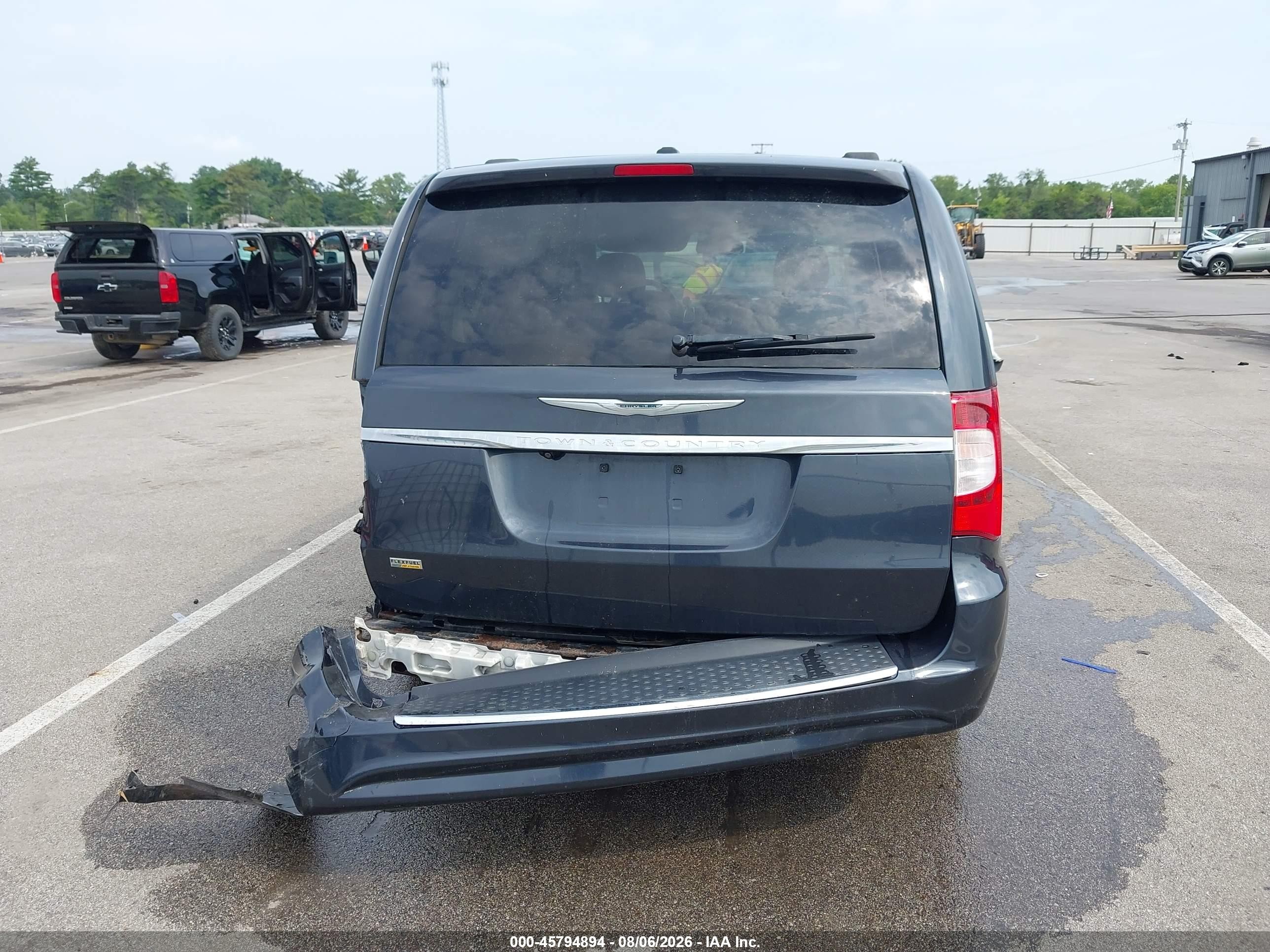 2013 Chrysler Town & Country Touring Blue vin: 2C4RC1BG8DR689182