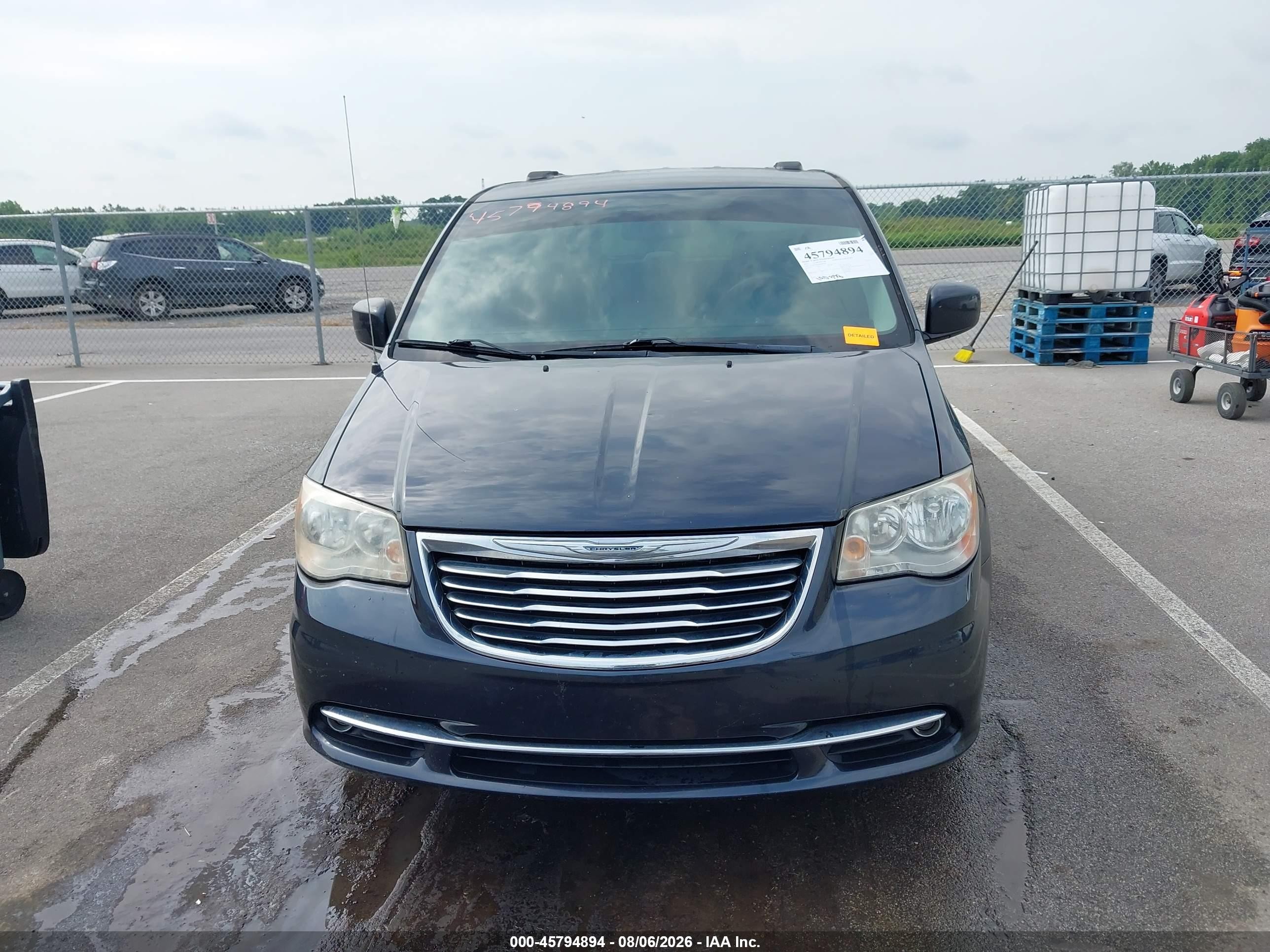 2013 Chrysler Town & Country Touring Blue vin: 2C4RC1BG8DR689182