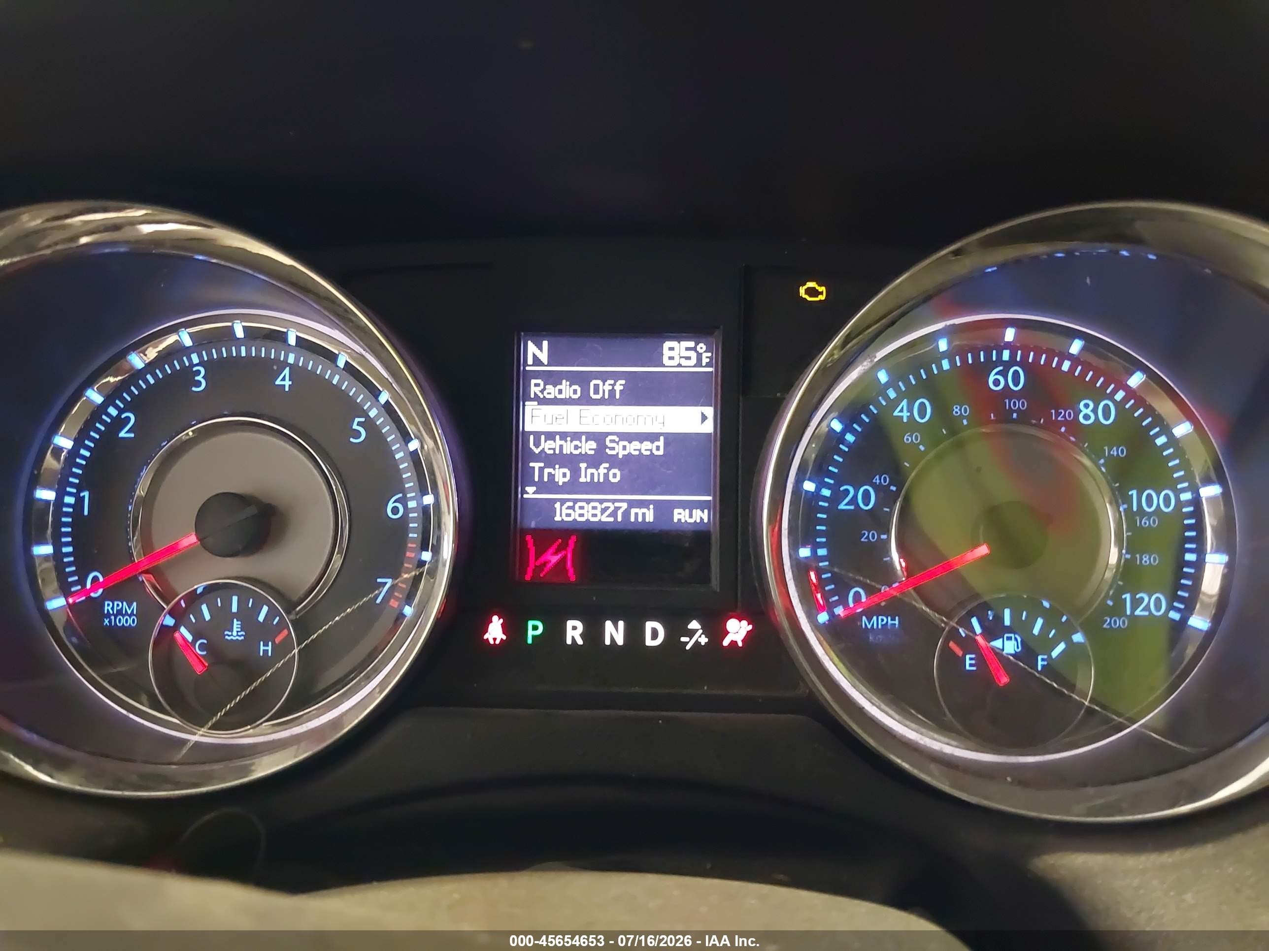 2013 Chrysler Town & Country Touring White vin: 2C4RC1BG8DR696181