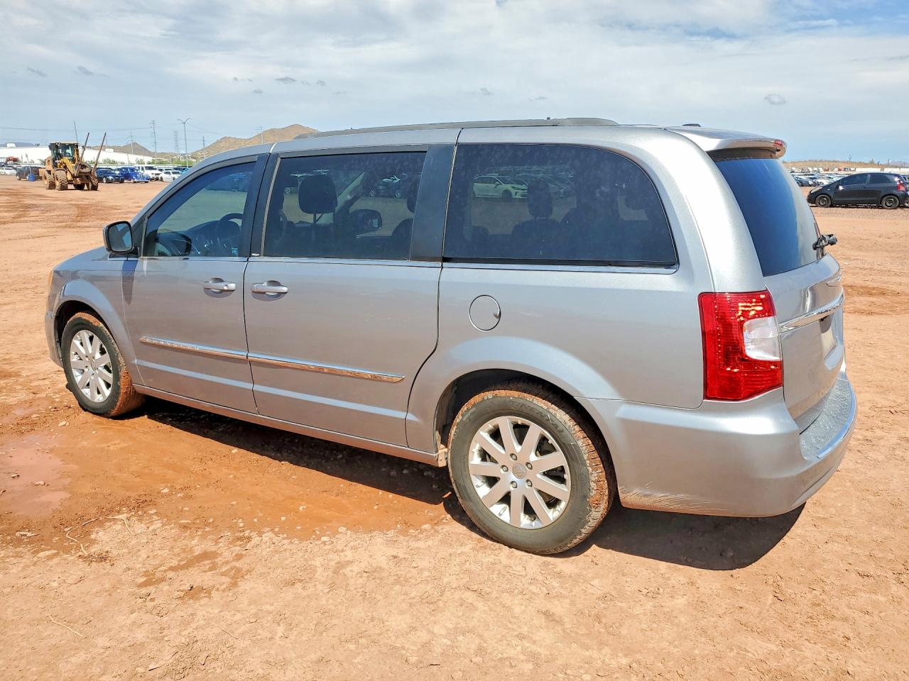 2013 Chrysler Town & Country Touring Silver vin: 2C4RC1BG8DR708393