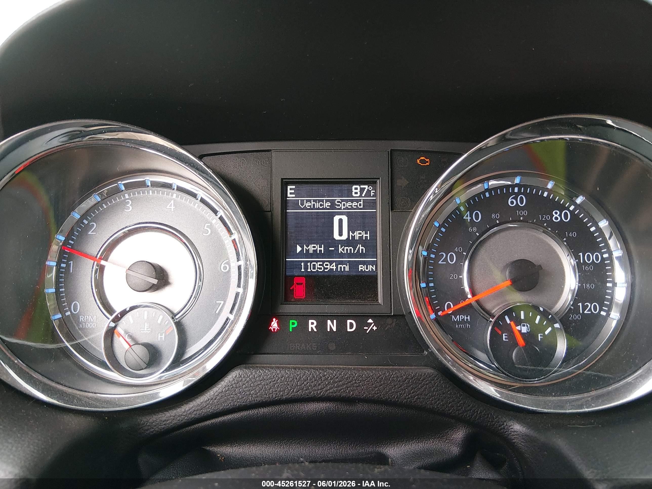 2013 Chrysler Town & Country Touring Red vin: 2C4RC1BG8DR769954