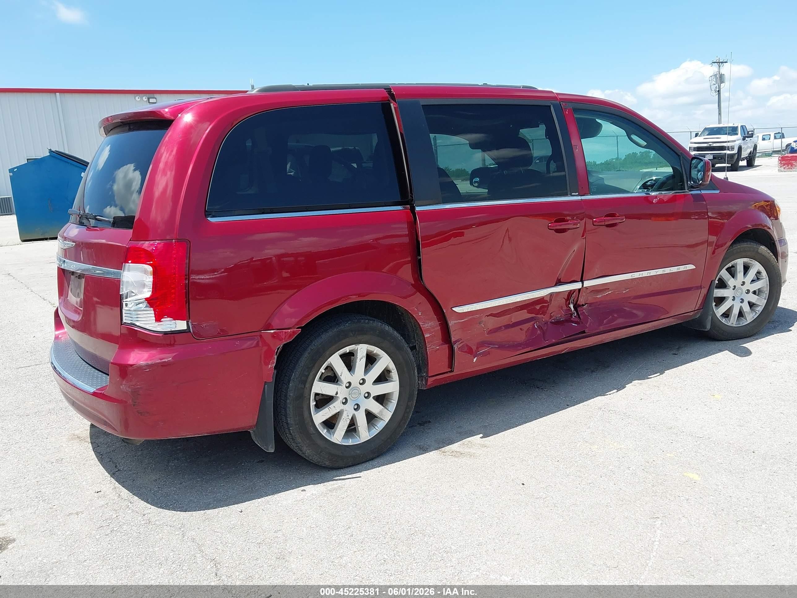 2014 Chrysler Town & Country Touring Burgundy vin: 2C4RC1BG8ER144407