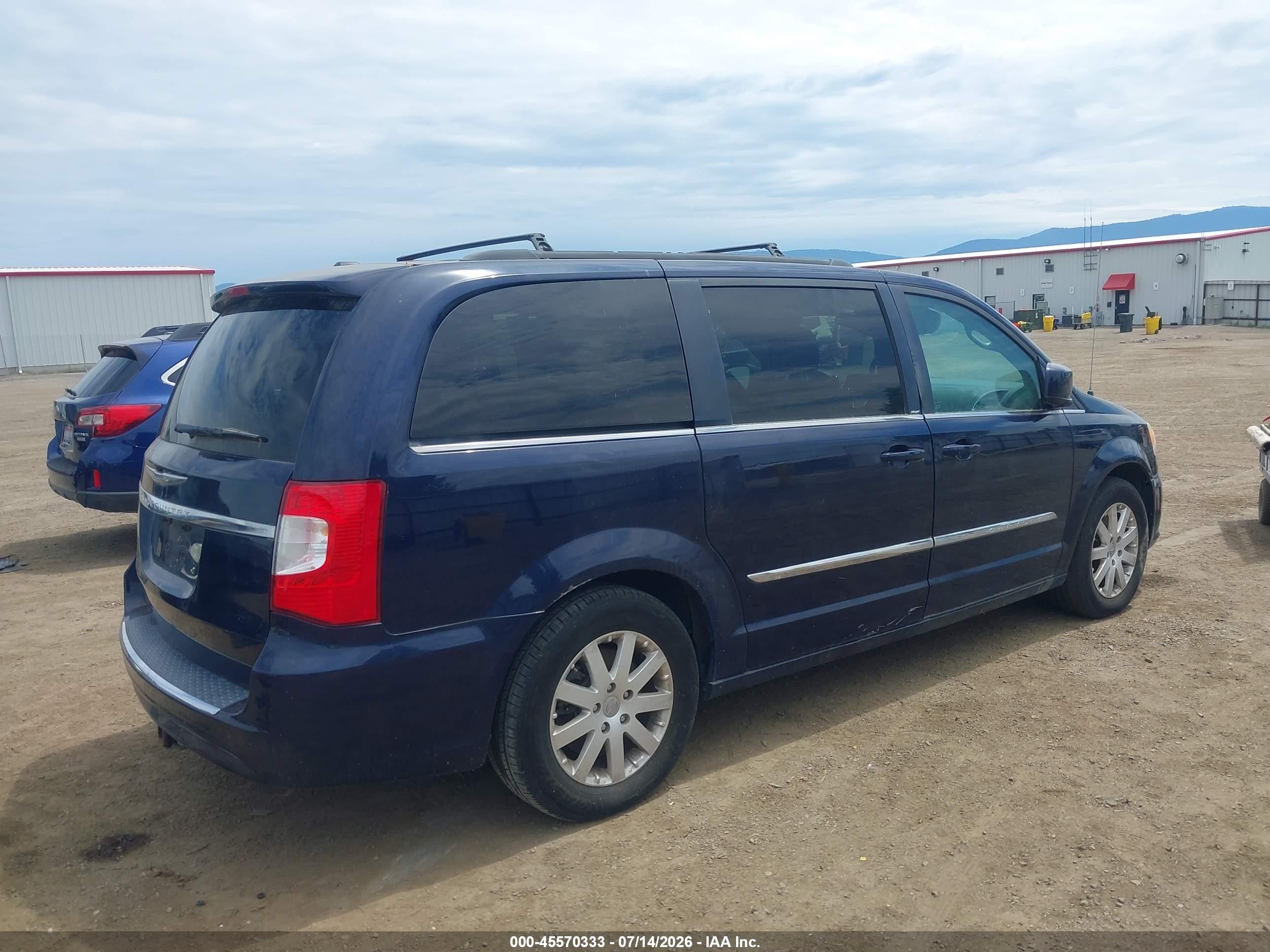 2014 Chrysler Town & Country Touring Blue vin: 2C4RC1BG8ER196328