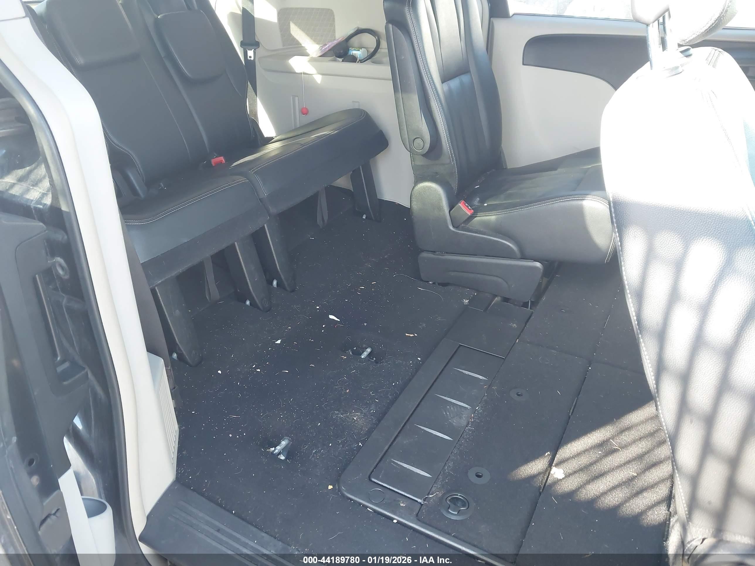 2014 Chrysler Town & Country Touring Dark Blue vin: 2C4RC1BG8ER215928