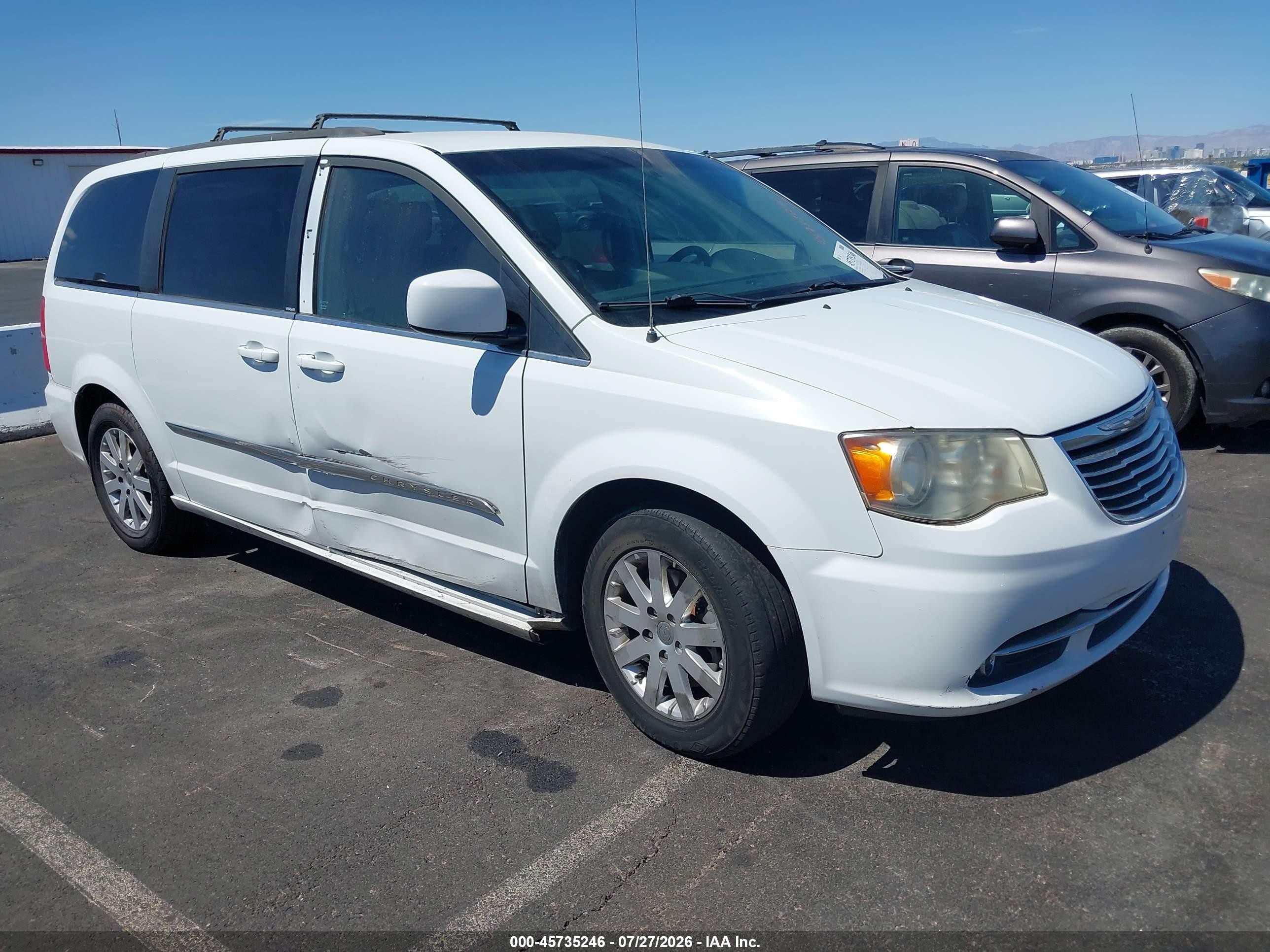 2014 Chrysler Town & Country Touring White vin: 2C4RC1BG8ER242918