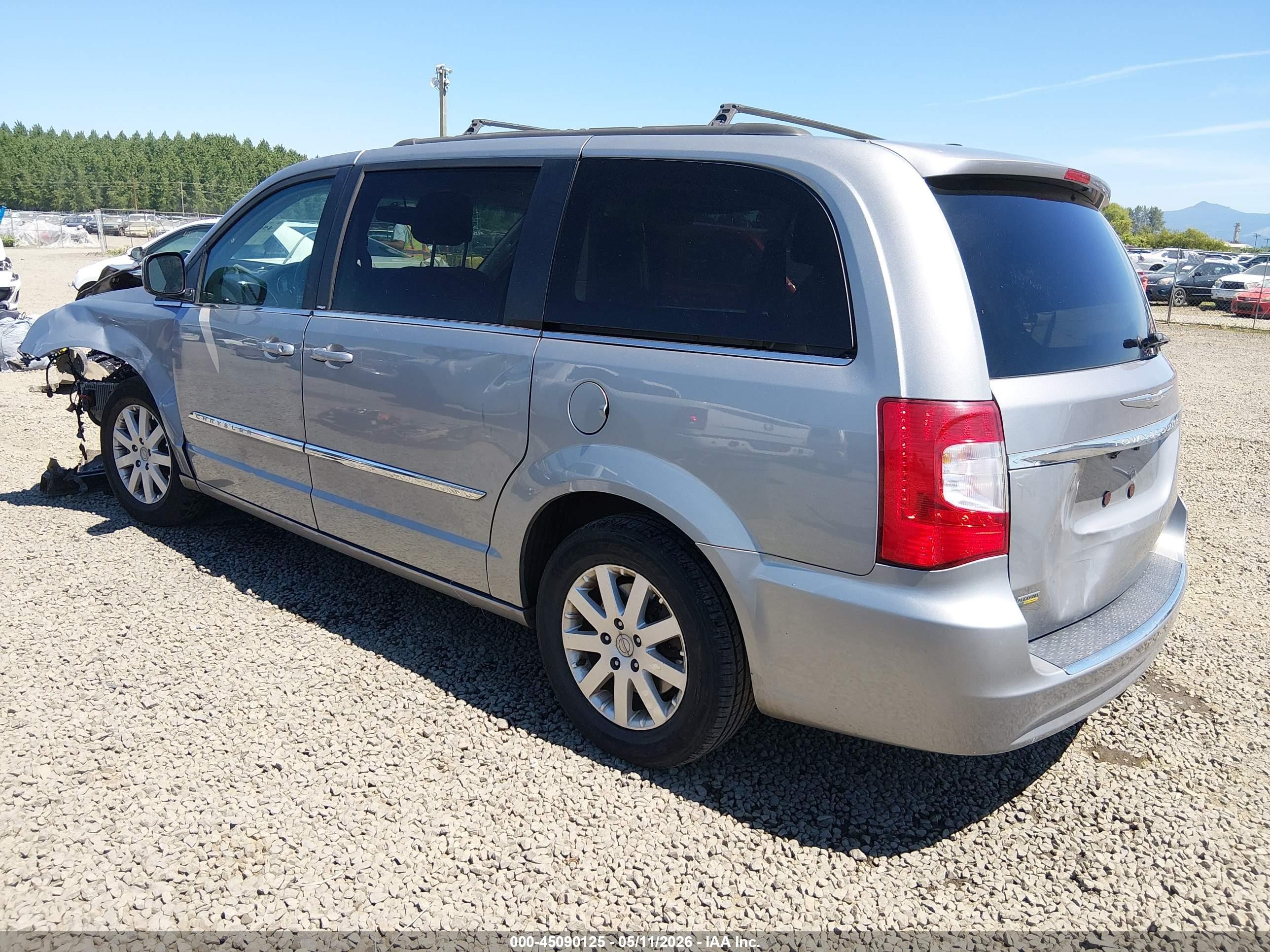 2014 Chrysler Town & Country Touring Silver vin: 2C4RC1BG8ER243020