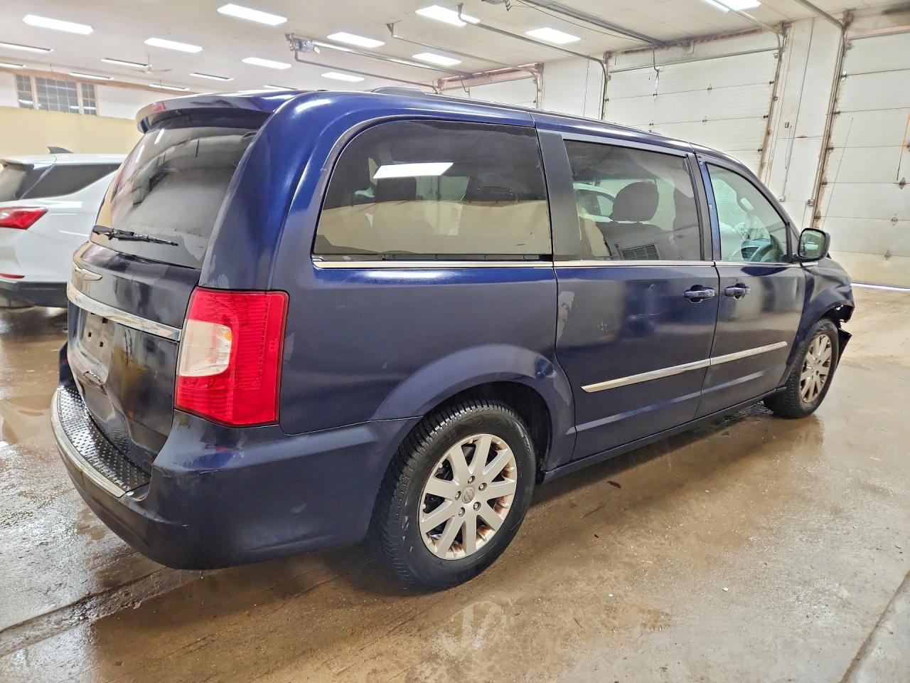 2014 Chrysler Town & Country Touring Blue vin: 2C4RC1BG8ER332960