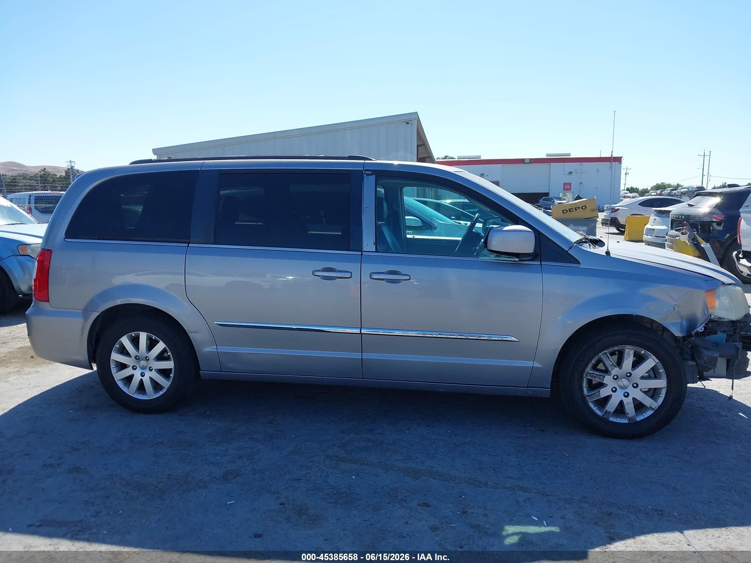 2014 Chrysler Town & Country Touring Gray vin: 2C4RC1BG8ER359544