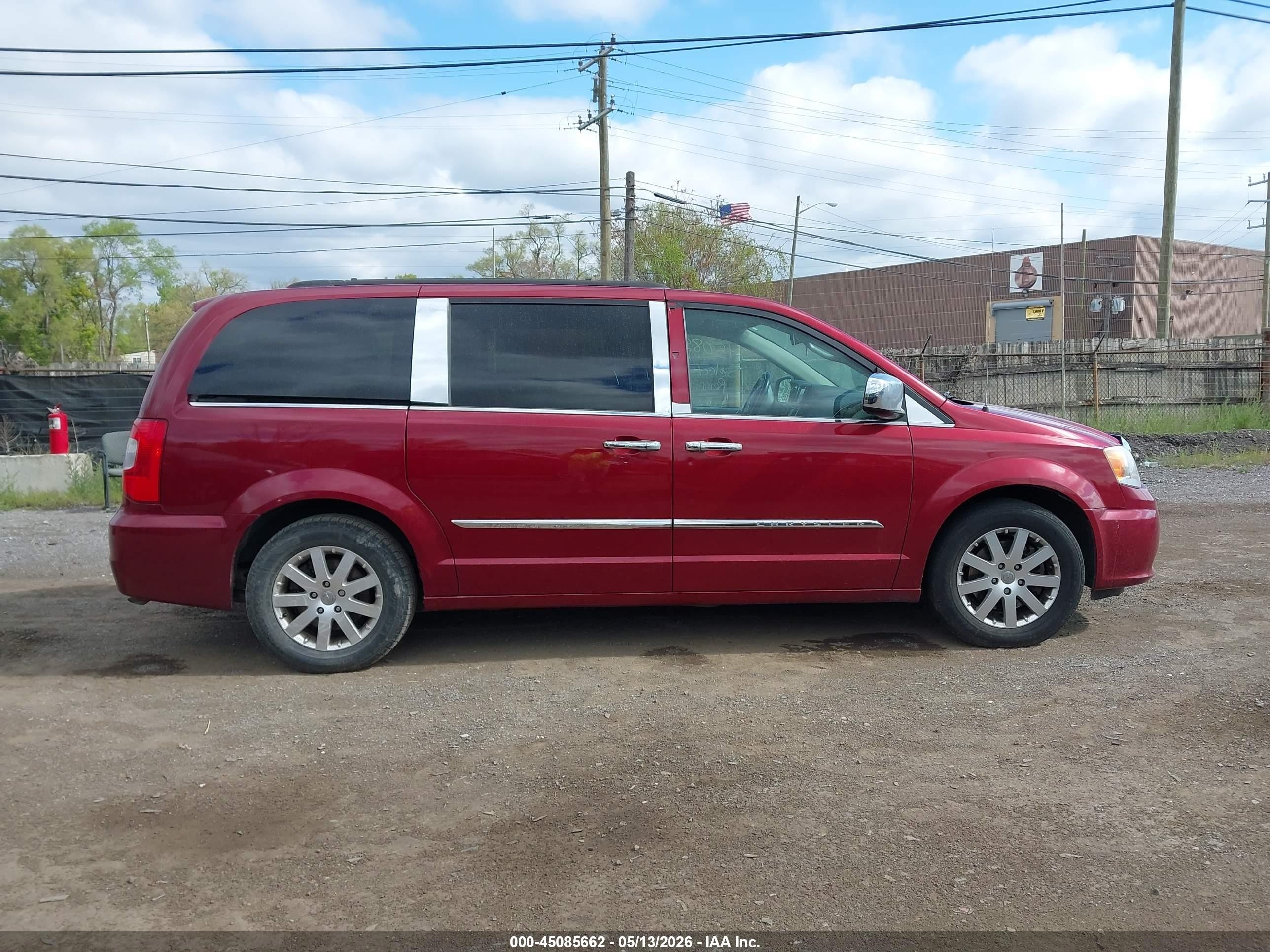2014 Chrysler Town & Country Touring Красный vin: 2C4RC1BG8ER367451