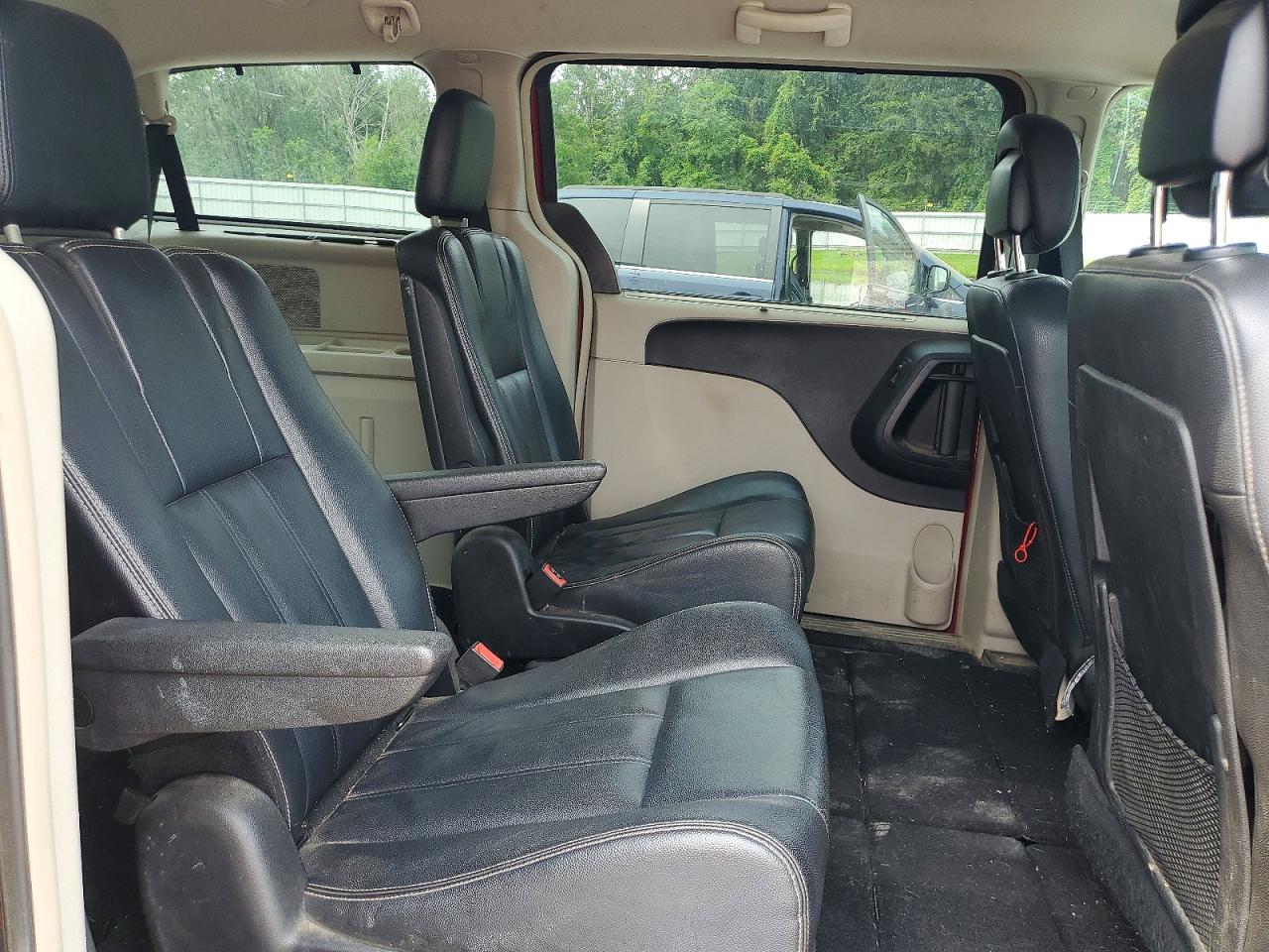 2014 Chrysler Town & Country Touring Красный vin: 2C4RC1BG8ER367904
