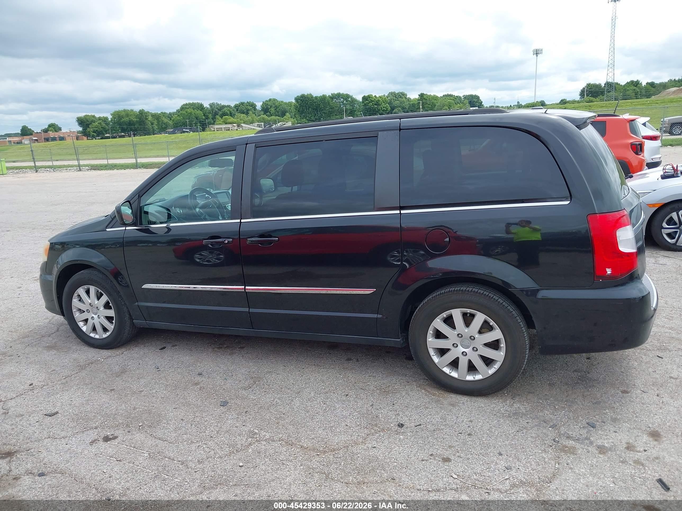 2014 Chrysler Town & Country Touring Черный vin: 2C4RC1BG8ER397405