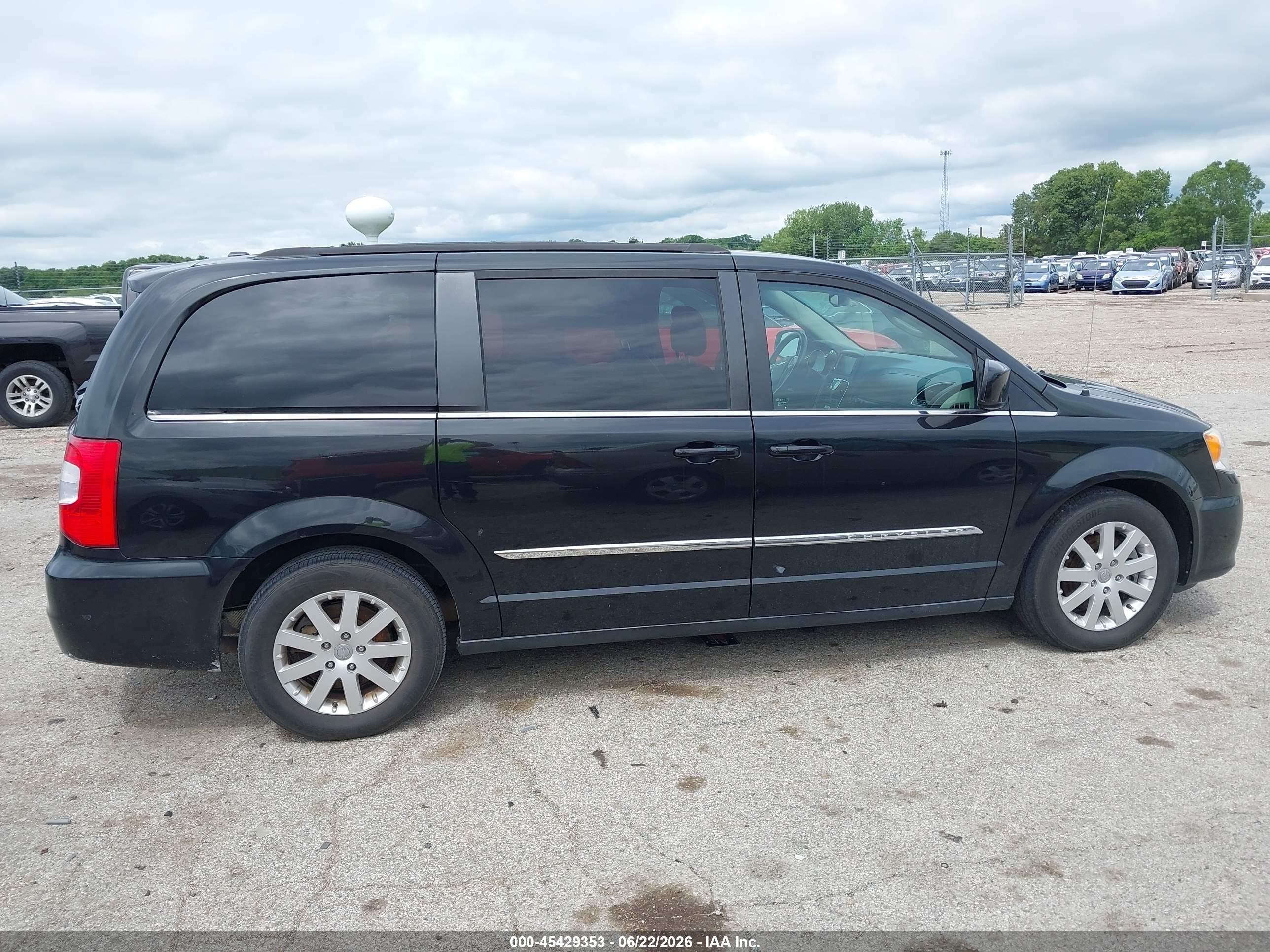 2014 Chrysler Town & Country Touring Черный vin: 2C4RC1BG8ER397405