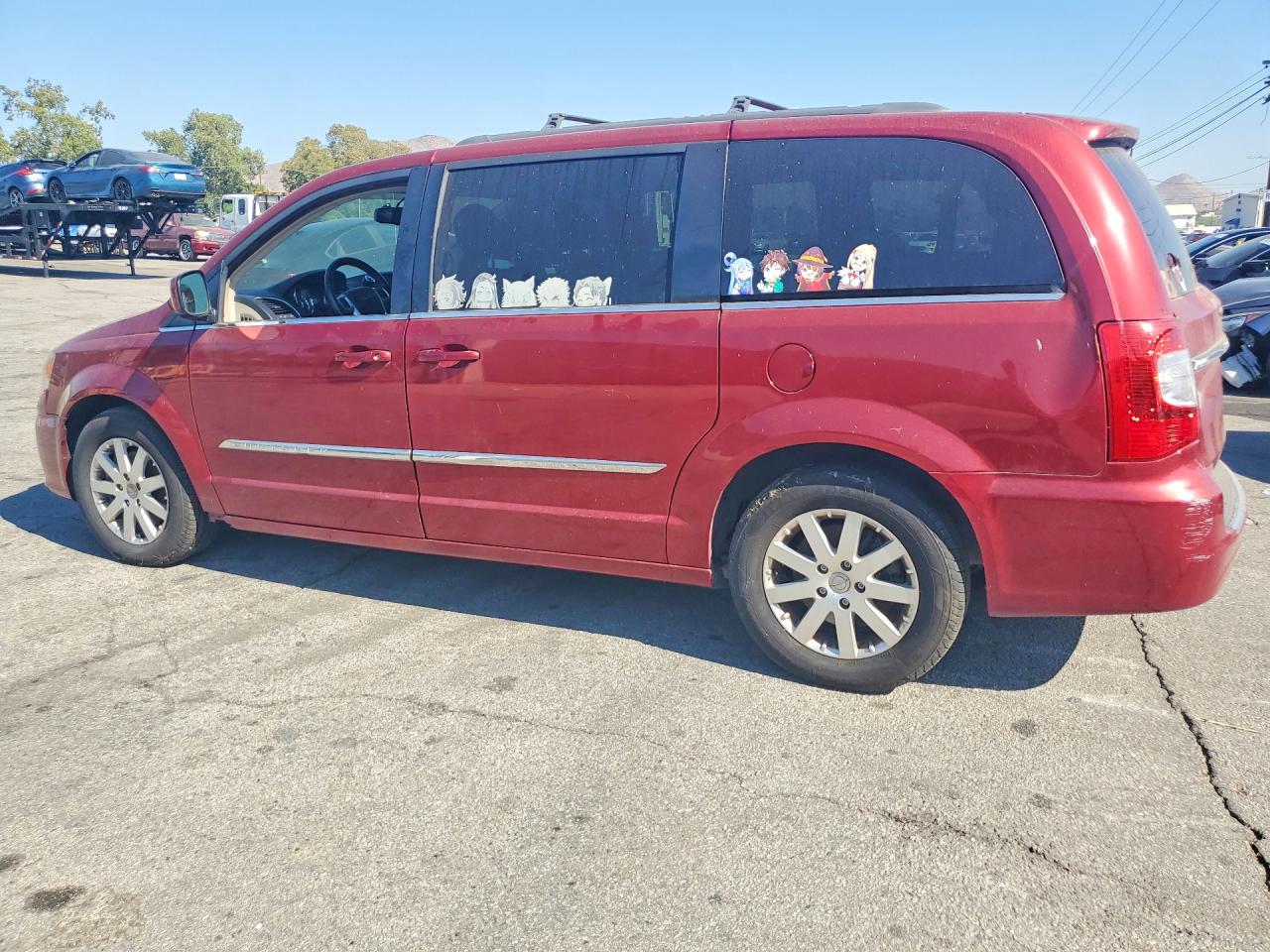 2014 Chrysler Town & Country Touring Red vin: 2C4RC1BG8ER445002