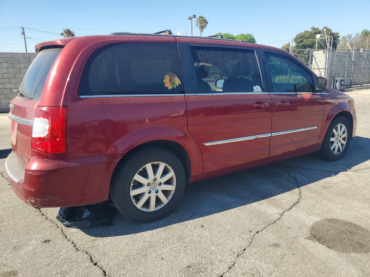 2014 Chrysler Town & Country Touring Red vin: 2C4RC1BG8ER445002