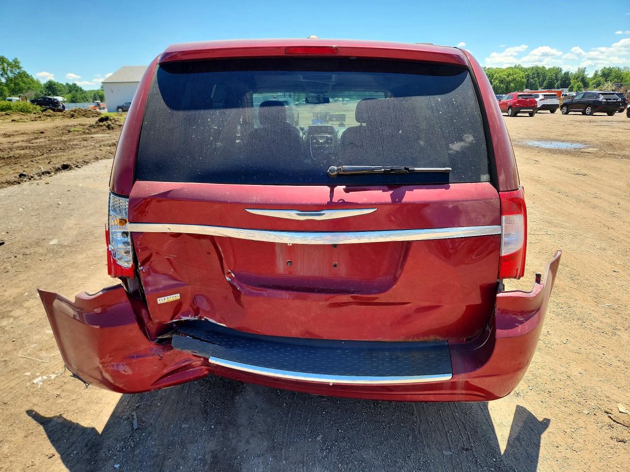 2014 Chrysler Town & Country Touring Maroon vin: 2C4RC1BG8ER447414