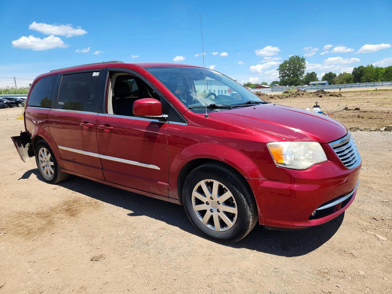 2014 Chrysler Town & Country Touring Maroon vin: 2C4RC1BG8ER447414