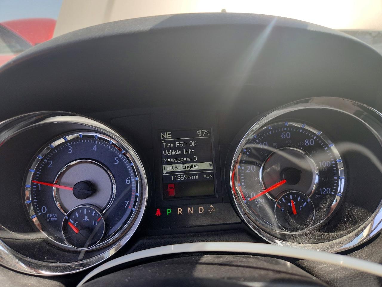 2015 Chrysler Town & Country Touring Бежевый vin: 2C4RC1BG8FR561611