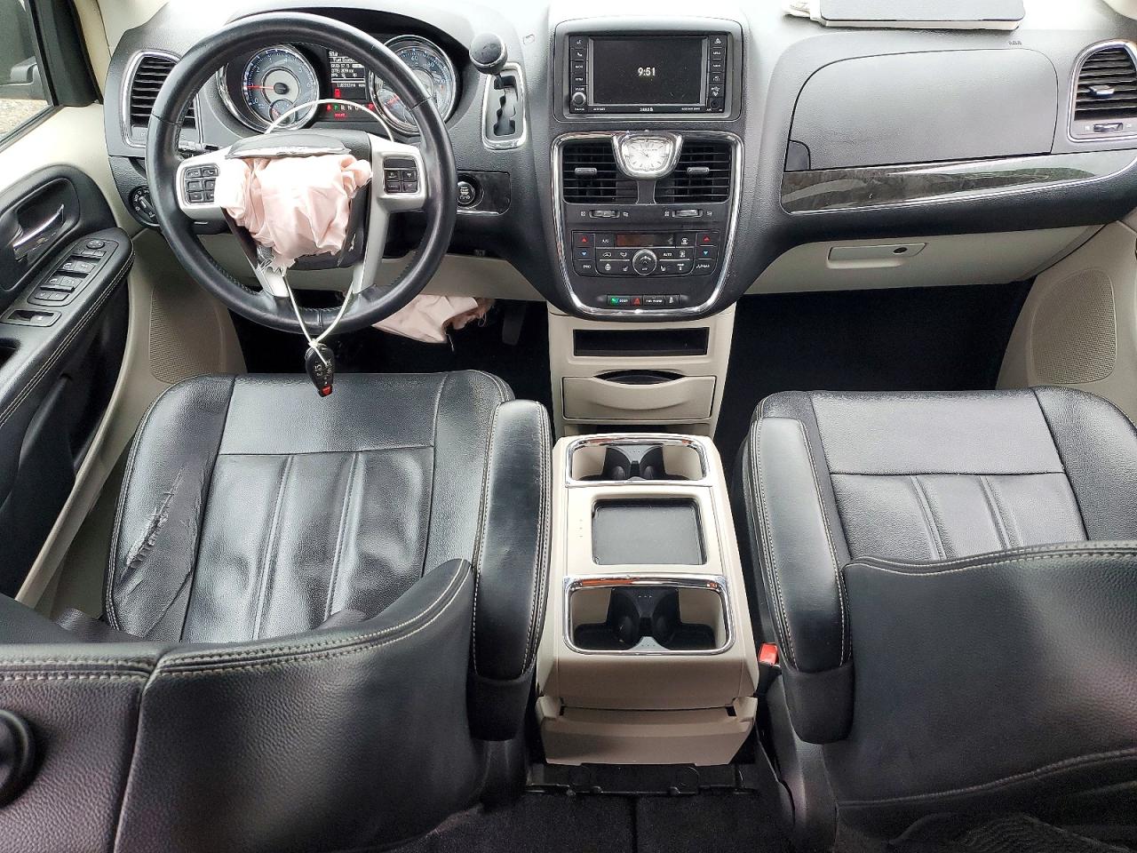 2015 Chrysler Town & Country Touring Silver vin: 2C4RC1BG8FR602349
