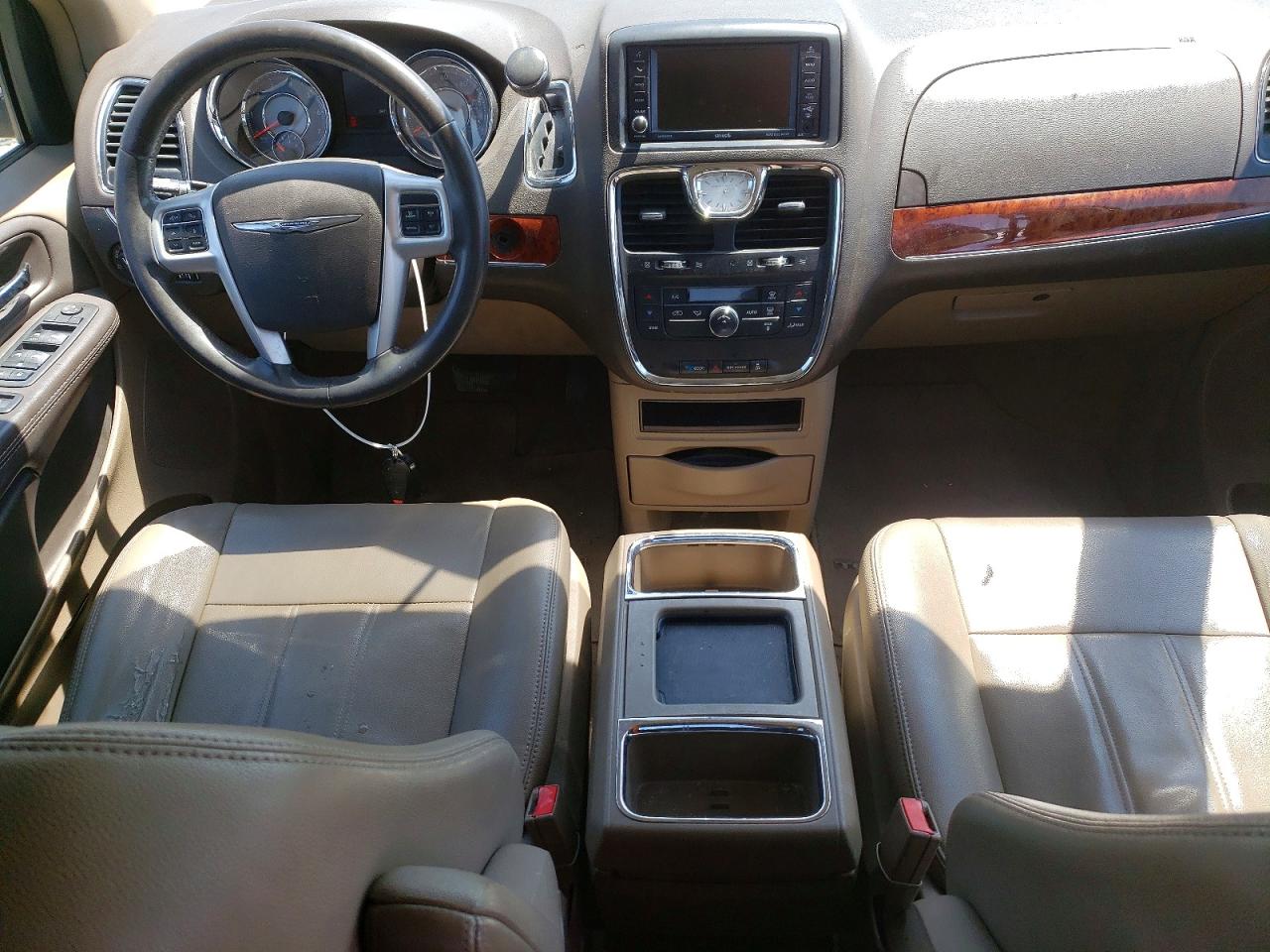 2015 Chrysler Town & Country Touring Tan vin: 2C4RC1BG8FR626599