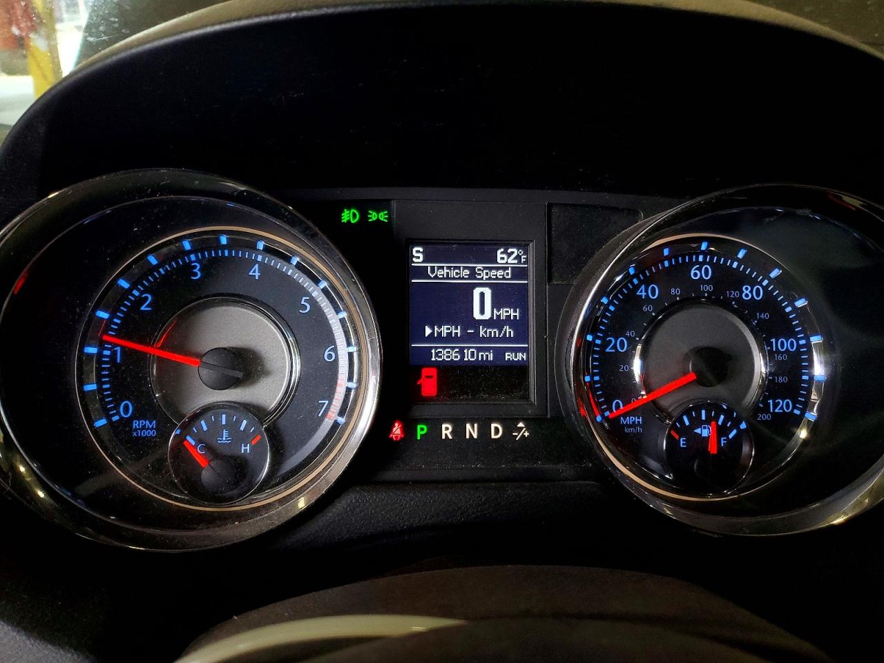 2015 Chrysler Town & Country Touring Gray vin: 2C4RC1BG8FR637831