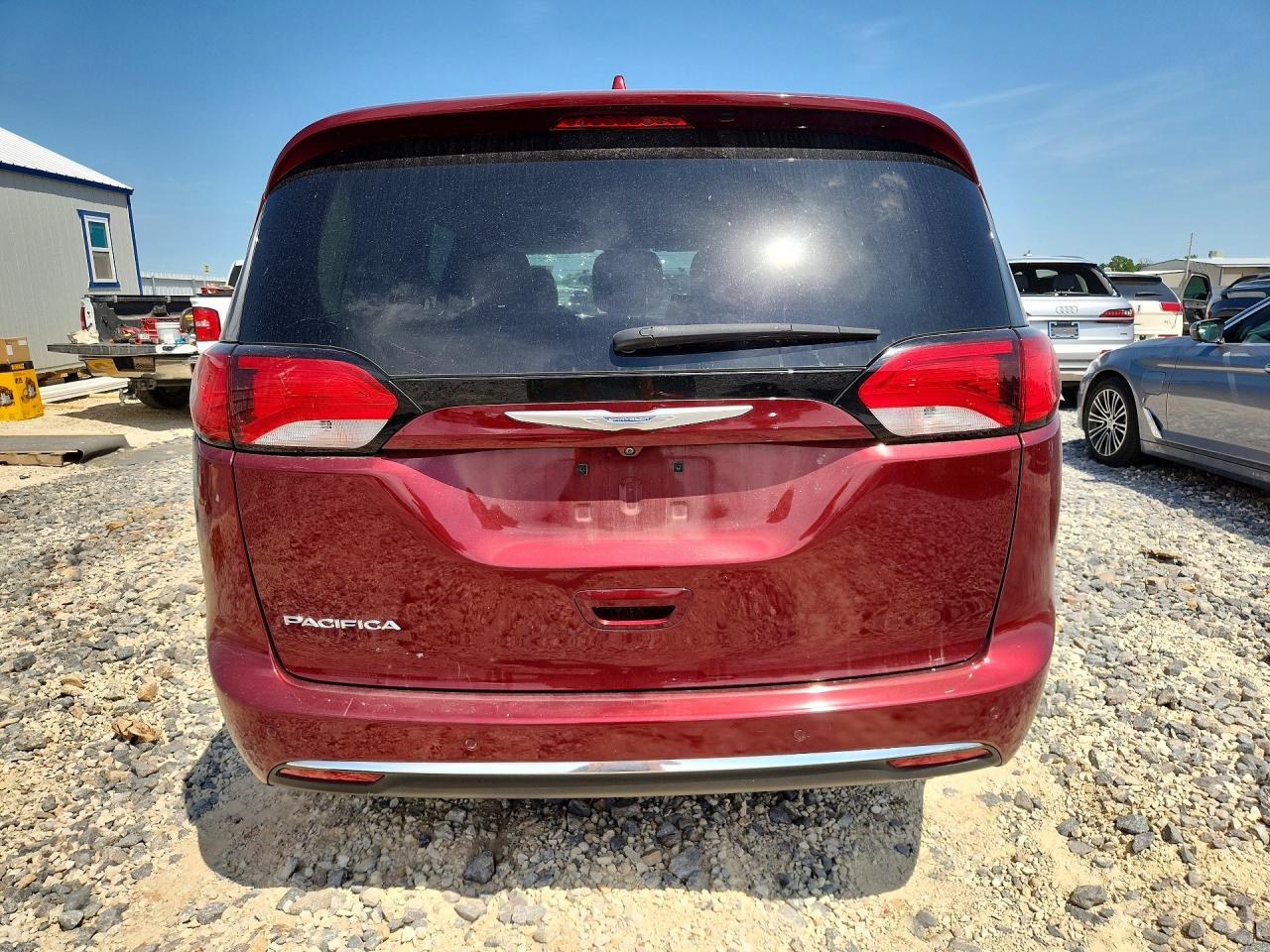 2018 Chrysler Pacifica Touring L Burgundy vin: 2C4RC1BG8JR128685