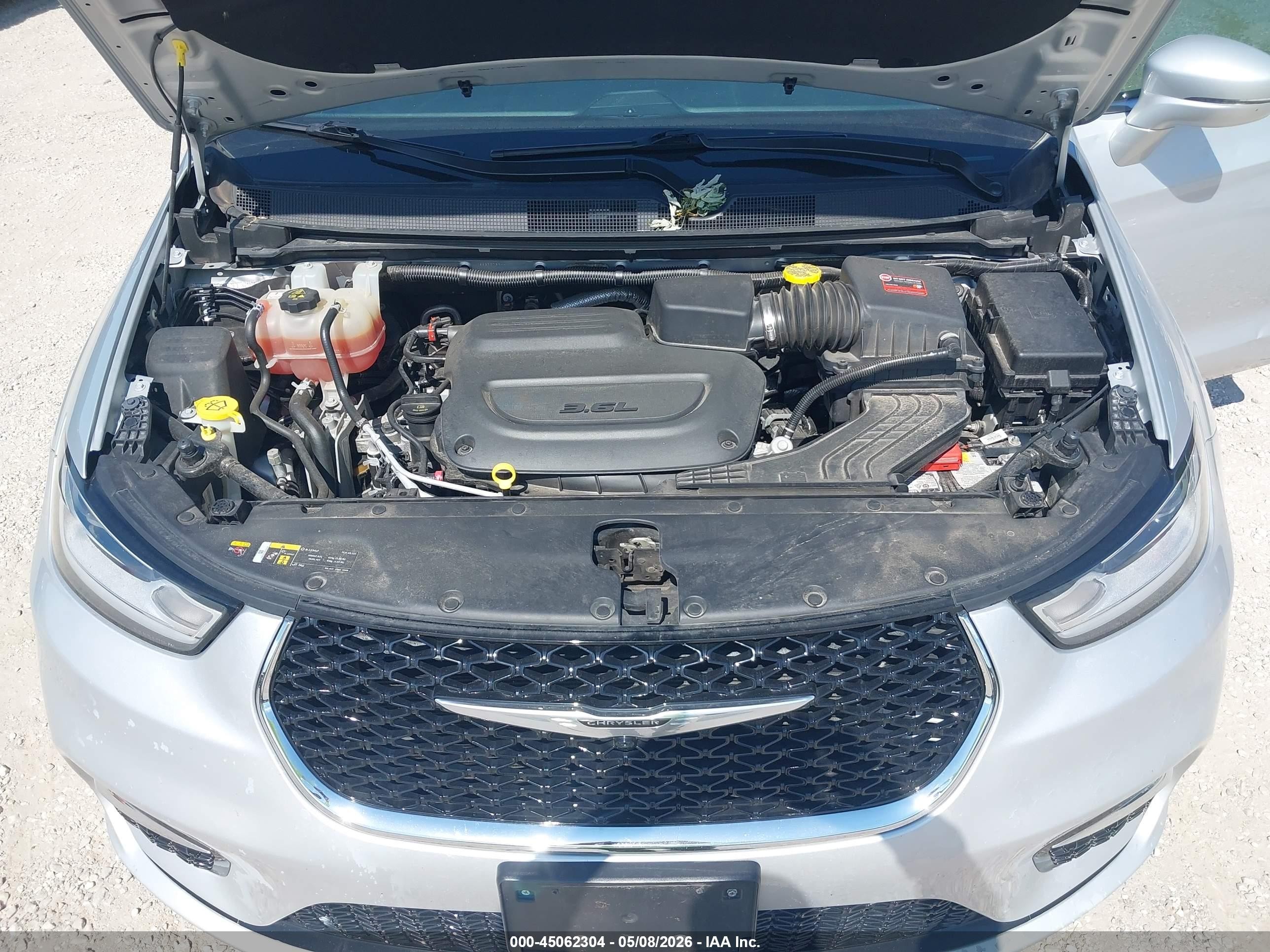 2022 Chrysler Pacifica Touring L Серебряный vin: 2C4RC1BG8NR160638