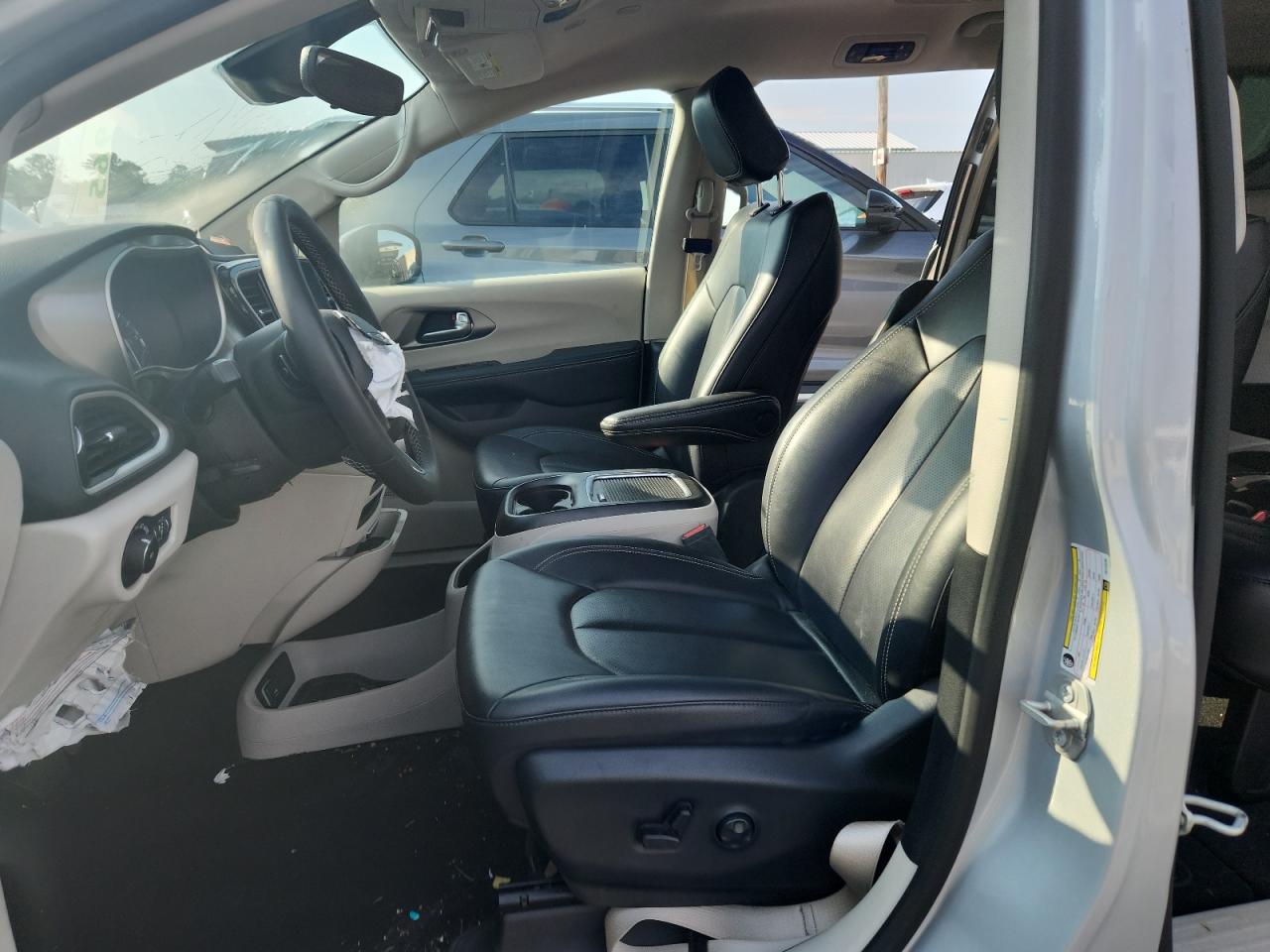 2024 Chrysler Pacifica Touring L Silver vin: 2C4RC1BG8RR120288 Damage: Air Bags, Deployed, Replacement Required