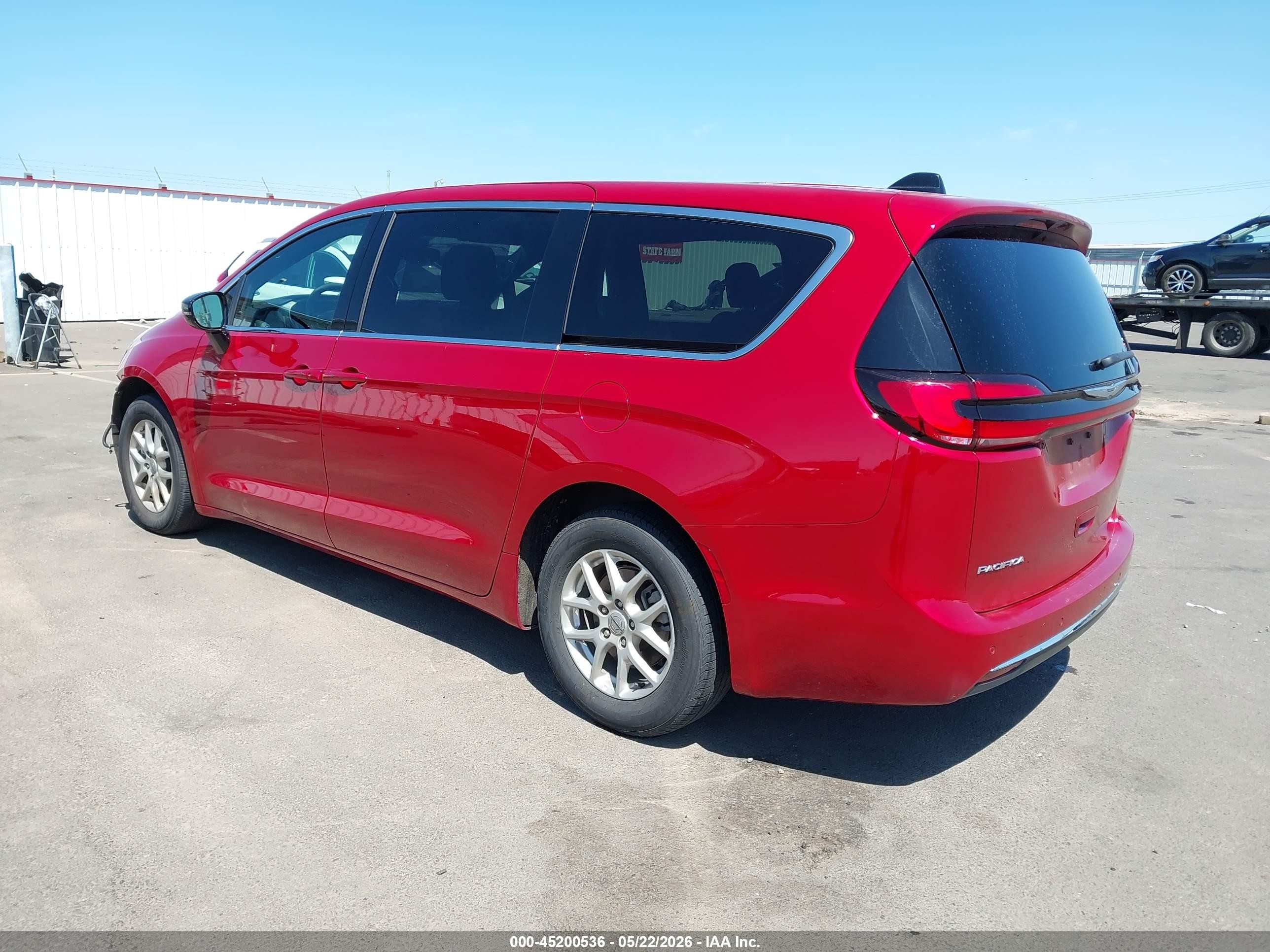 2025 Chrysler Pacifica Select Red vin: 2C4RC1BG8SR518686