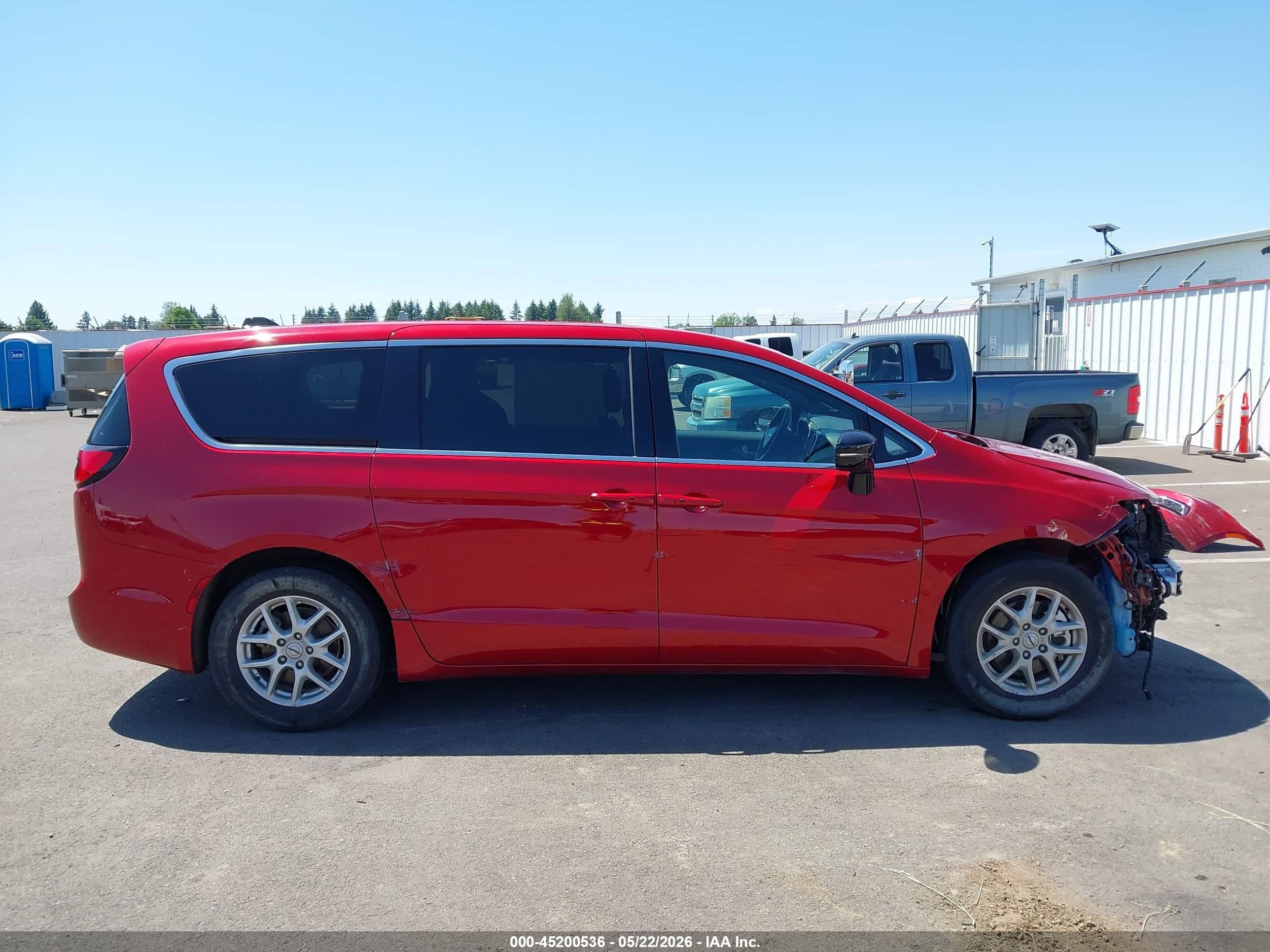 2025 Chrysler Pacifica Select Red vin: 2C4RC1BG8SR518686