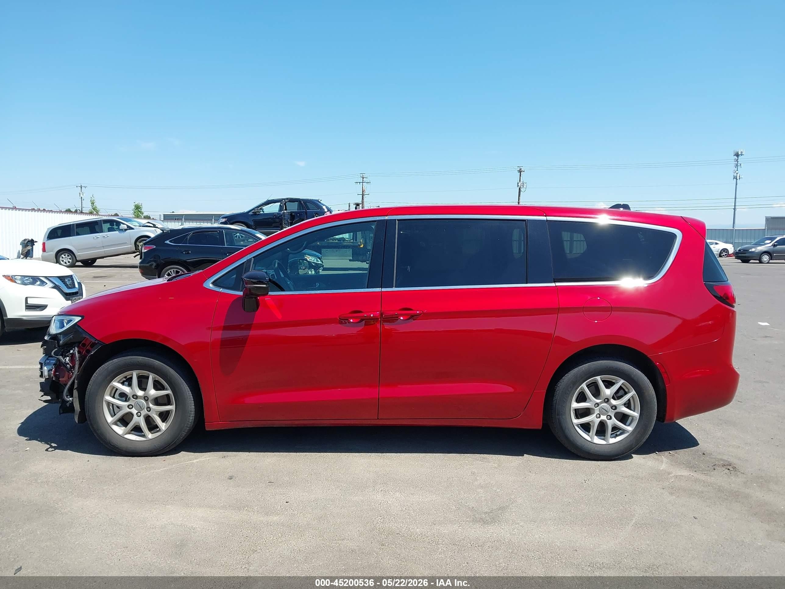2025 Chrysler Pacifica Select Red vin: 2C4RC1BG8SR518686